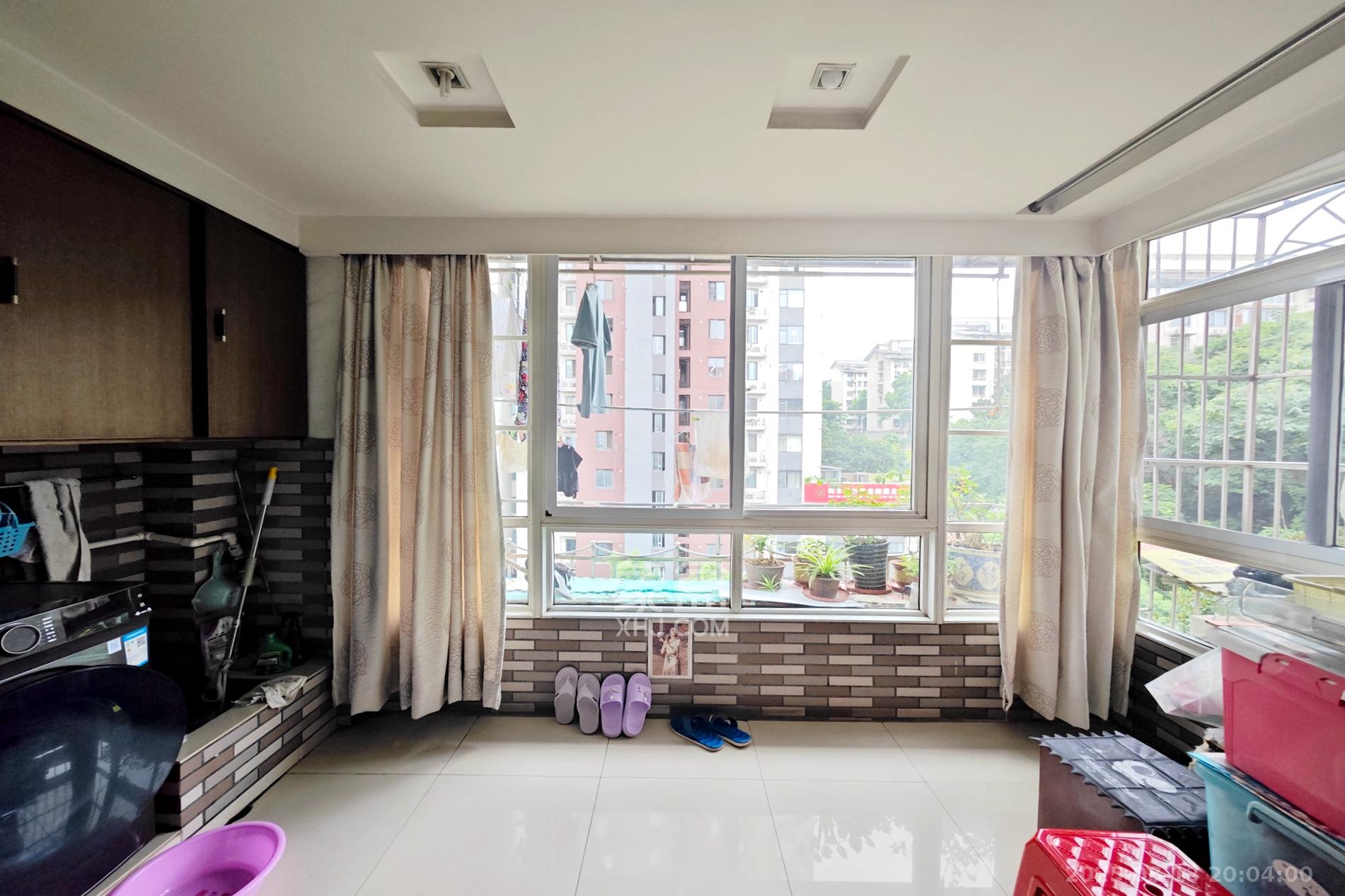 怡景民居 2室2厅1卫 49.5万 怡景民居 2室2厅1卫 49.5万阳台