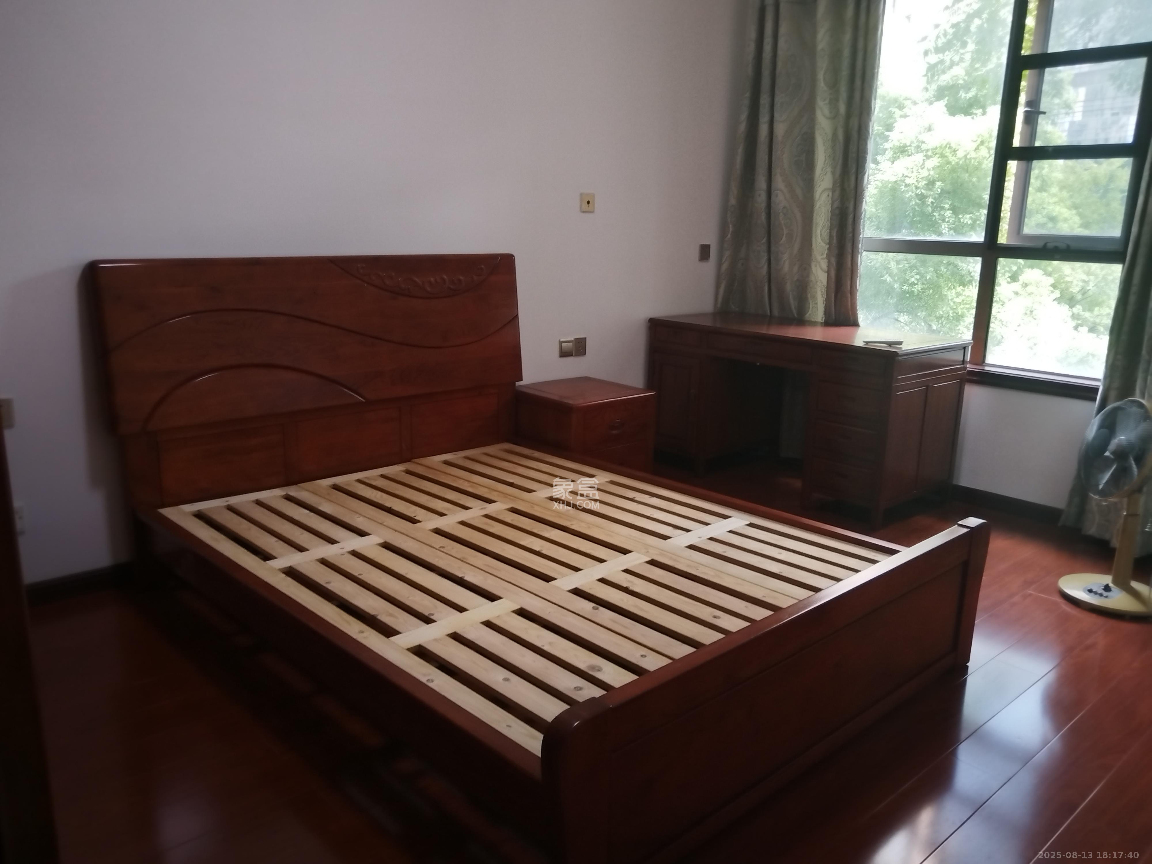 世茂铂翠湾一期  2室2厅1卫   2500.00元/月室内图