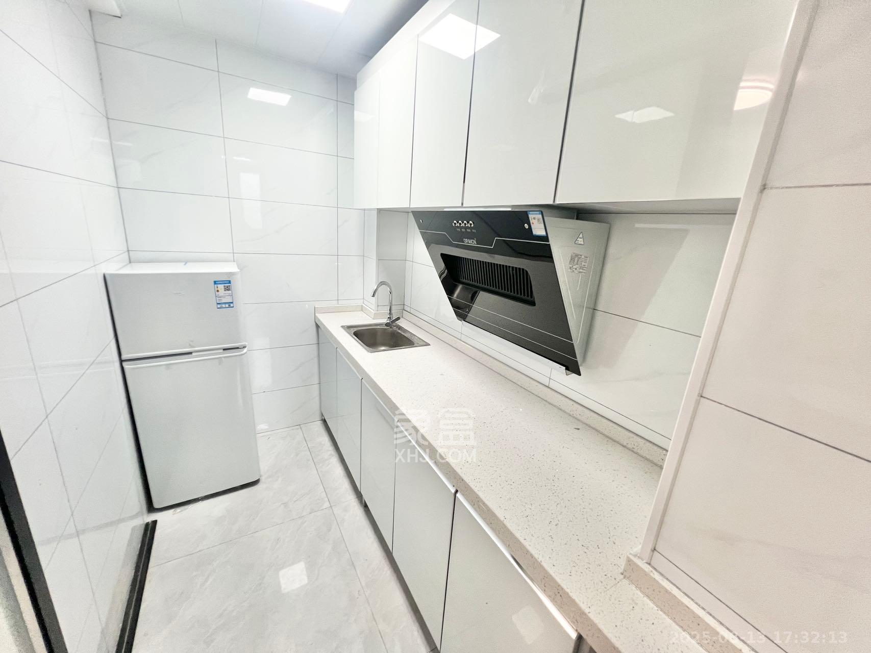 鑫远揽悦(鑫远和城三期) 1室1厅1卫 1500.0元/月 鑫远揽悦(鑫远和城三期) 1室1厅1卫 1500.0元/月室内图