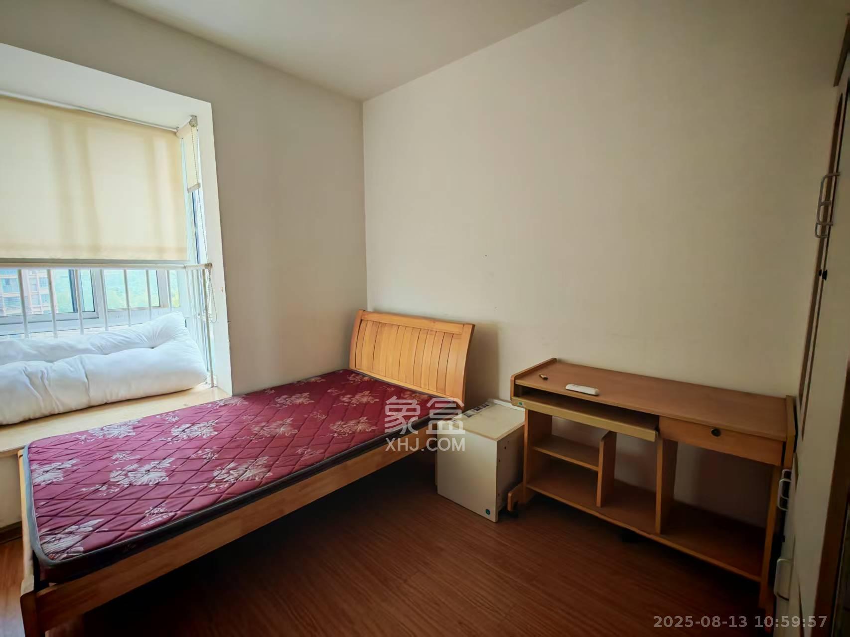 山语城一期  1室2厅2卫    1800.0元/月室内图