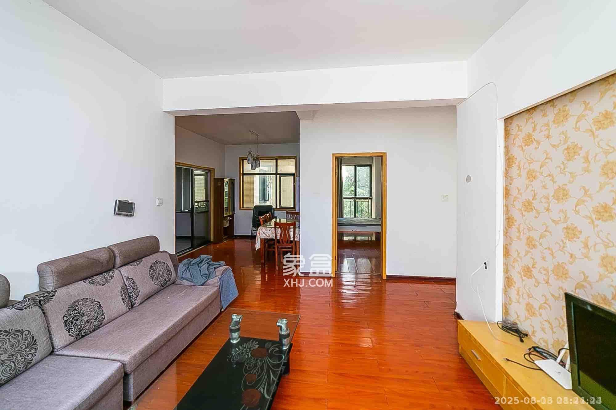 长盛岚庭 3室2厅1卫 1800.0元/月 长盛岚庭 3室2厅1卫 1800.0元/月室内图