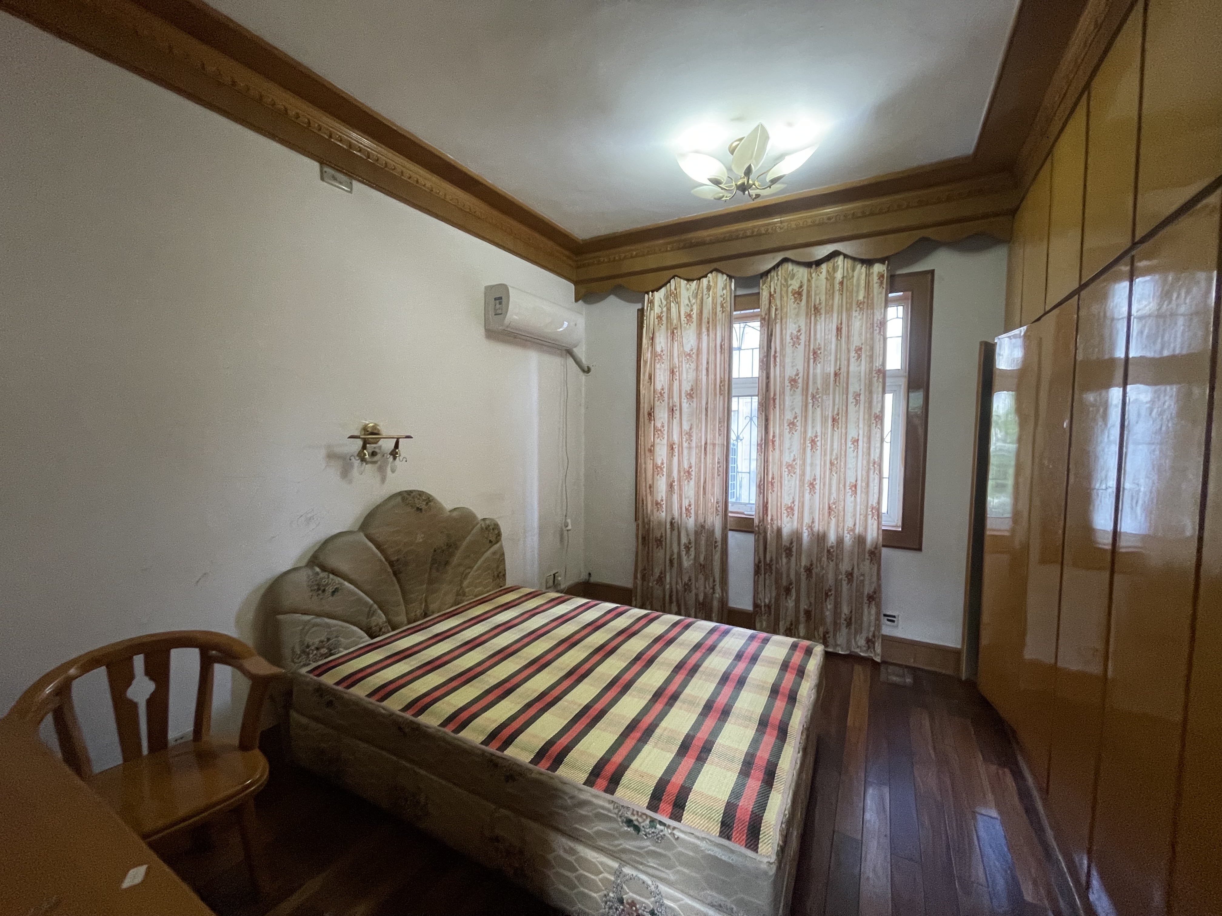 区税务局家属楼 3室2厅2卫 1000.0元/月 区税务局家属楼 3室2厅2卫 1000.0元/月室内图