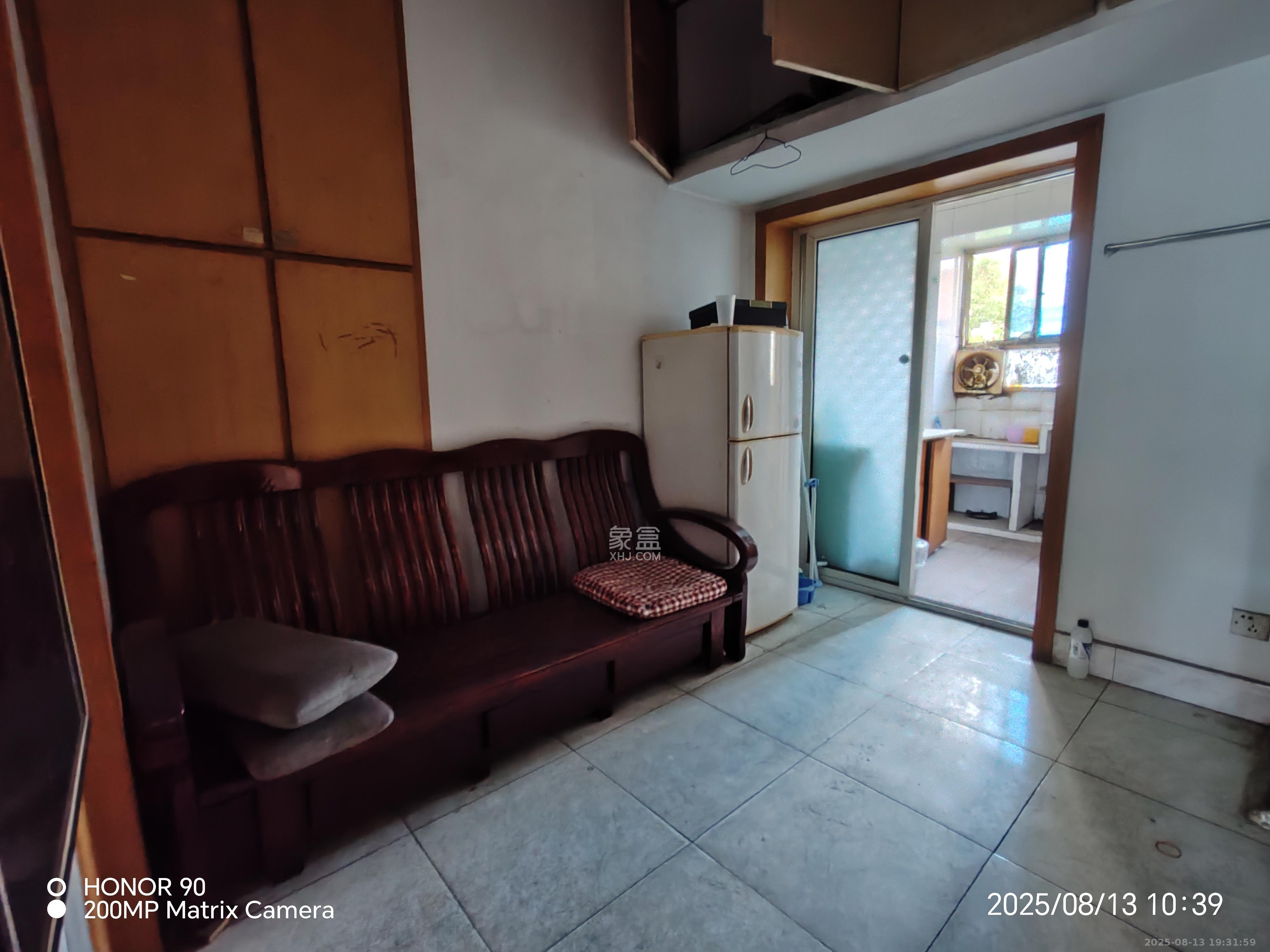 狮子山一片  2室1厅1卫    800.0元/月 狮子山一片  2室1厅1卫    800.0元/月室内图