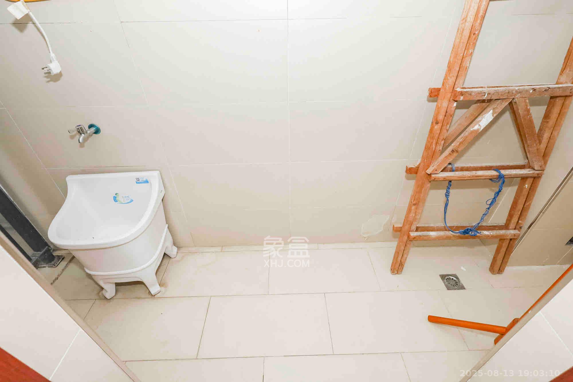 钰龙天下一期 3室2厅1卫 3000.0元/月 钰龙天下一期 3室2厅1卫 3000.0元/月室内图