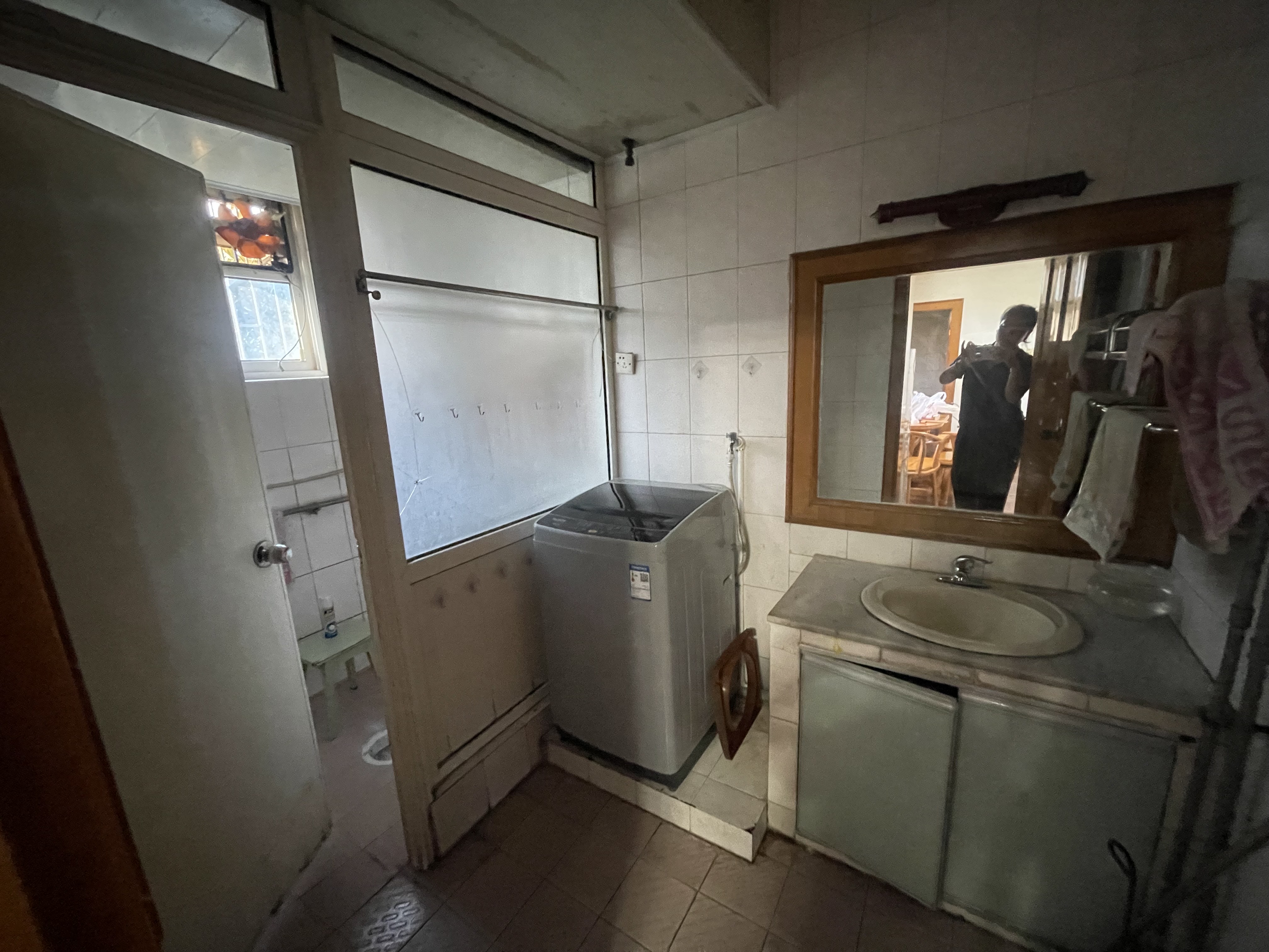 区税务局家属楼 3室2厅2卫 1000.0元/月 区税务局家属楼 3室2厅2卫 1000.0元/月室内图