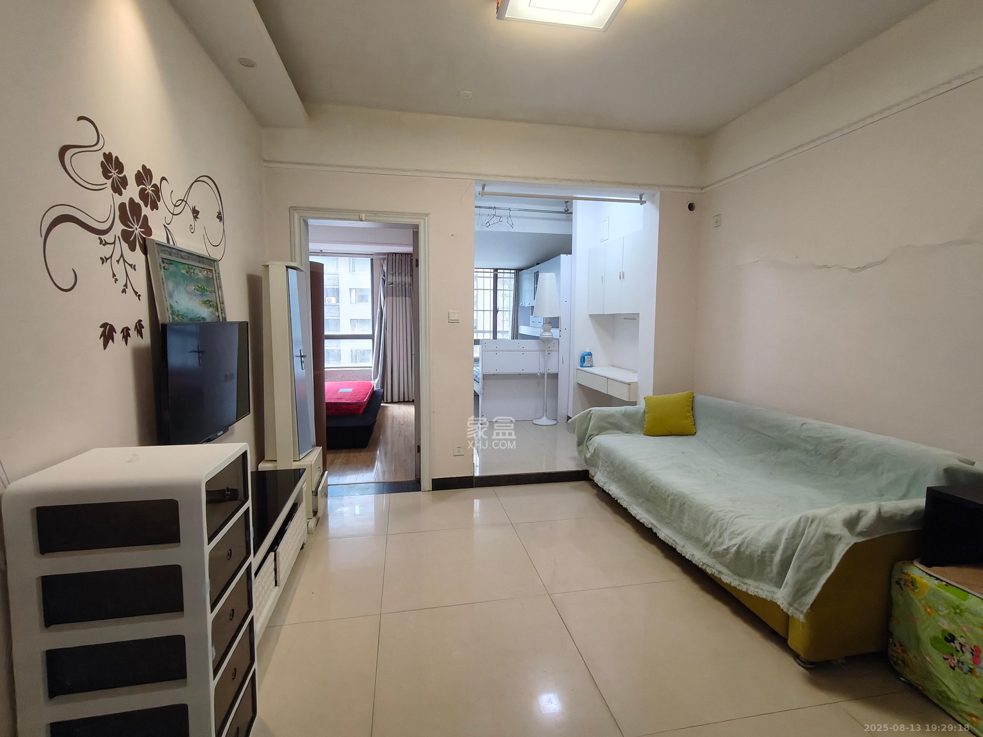 万博汇  1室1厅1卫    1900.0元/月 万博汇  1室1厅1卫    1900.0元/月