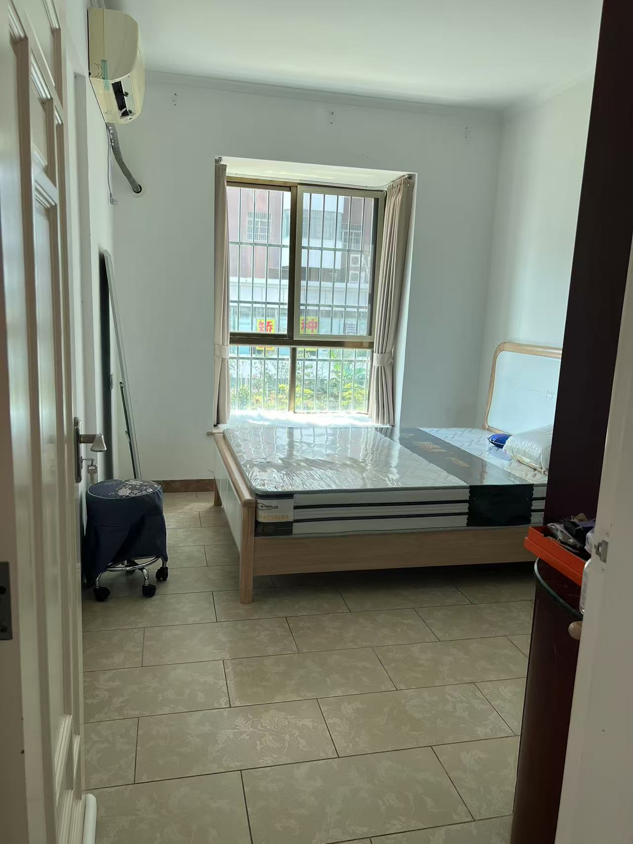 广昌花苑 4室2厅2卫 4800.0元/月 广昌花苑 4室2厅2卫 4800.0元/月室内图