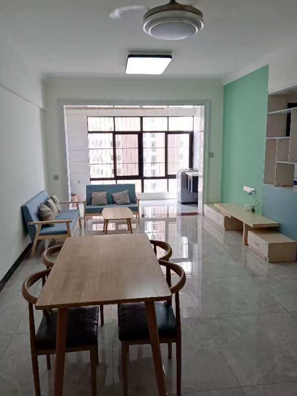 新大洲教师住宅小区 2室2厅1卫 1800.0元/月 新大洲教师住宅小区 2室2厅1卫 1800.0元/月室内图