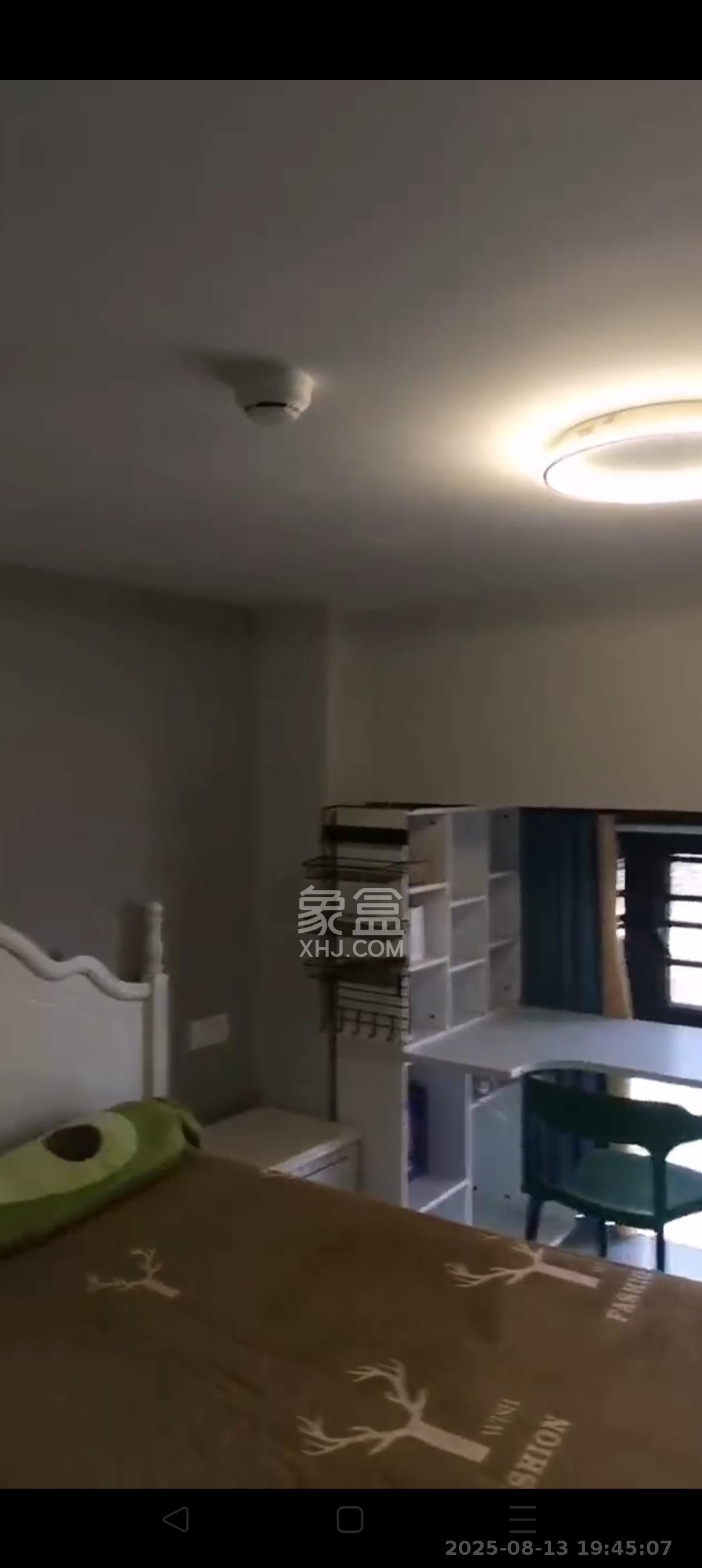 弘坤云寓  1室0厅0卫    2500.0元/月 弘坤云寓  1室0厅0卫    2500.0元/月室内图