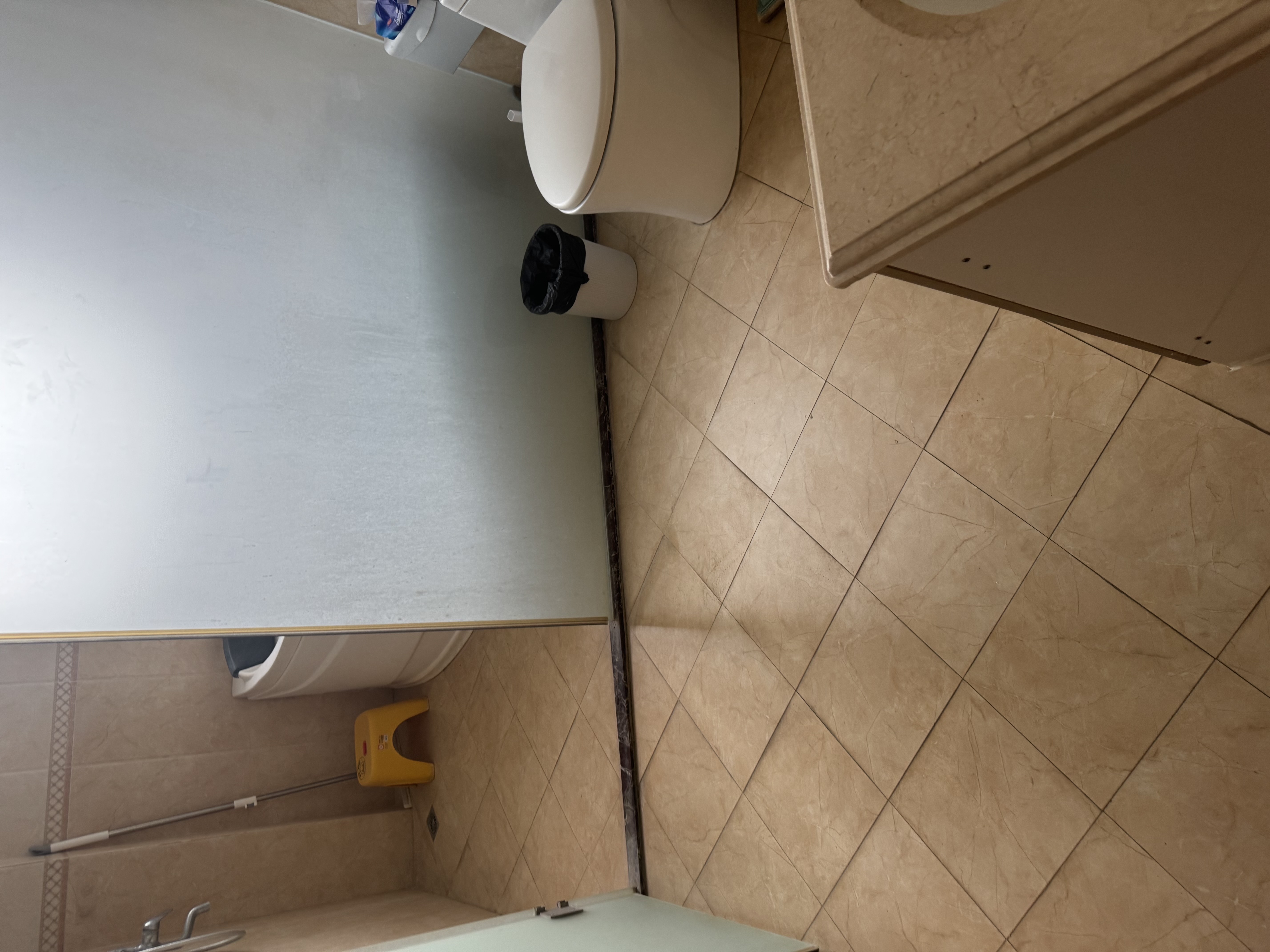 开维生态城  6室3厅2卫    15000.0元/月 开维生态城  6室3厅2卫    15000.0元/月室内图