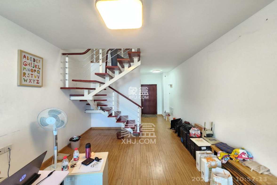 麓江春 2室2厅1卫 2500.0元/月 麓江春 2室2厅1卫 2500.0元/月室内图