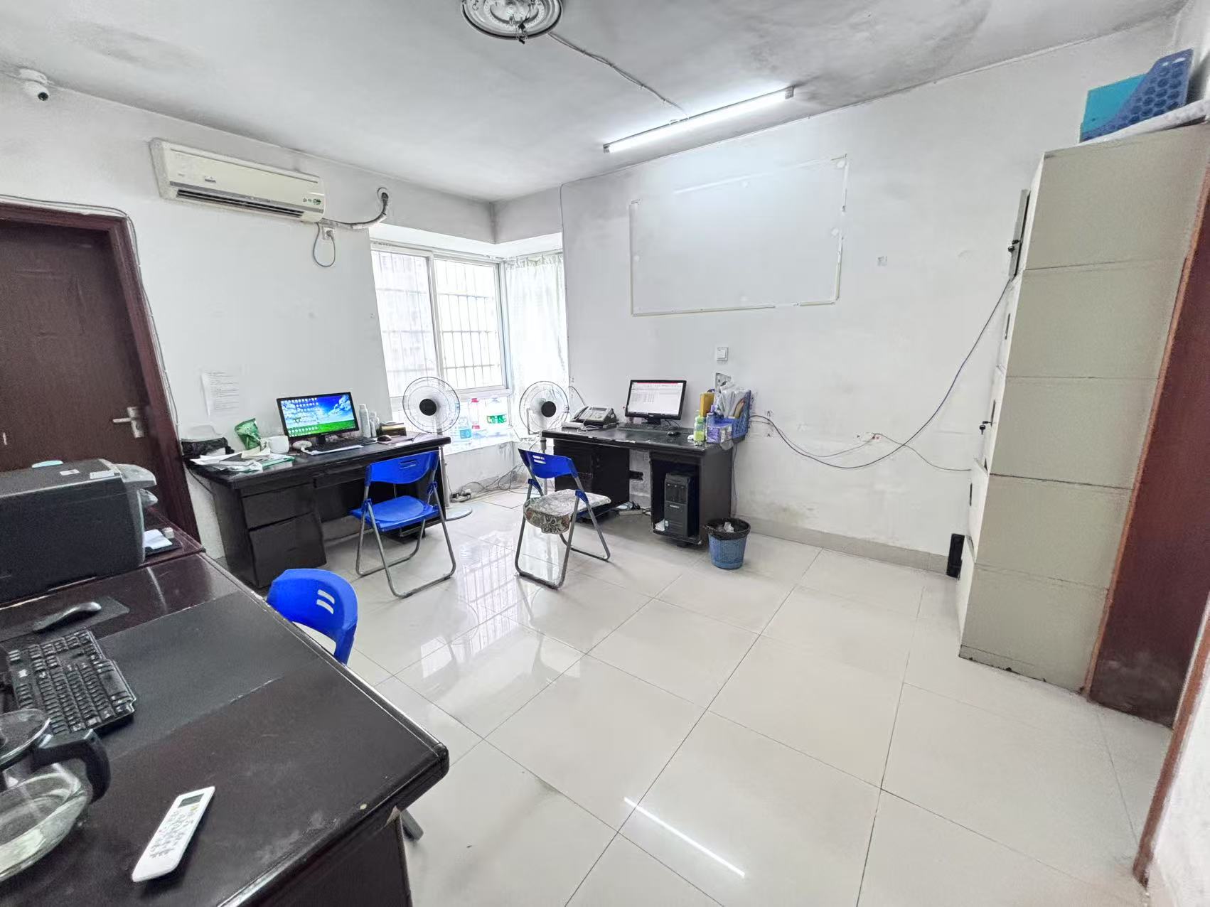 康和山庄 5室2厅2卫 45.0万 康和山庄 5室2厅2卫 45.0万室内图