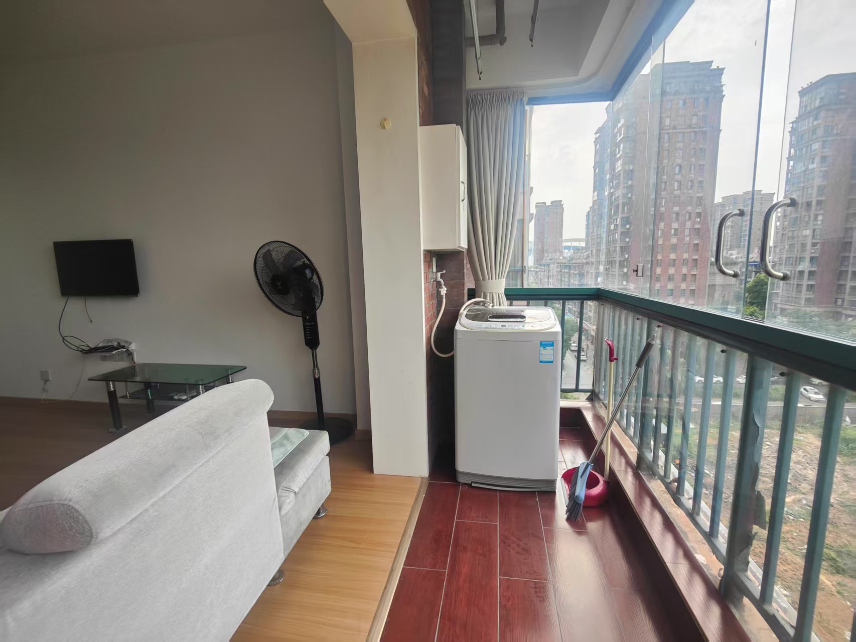 尚格名城向左向右 1室1厅1卫 20.0万 尚格名城向左向右 1室1厅1卫 20.0万室内图