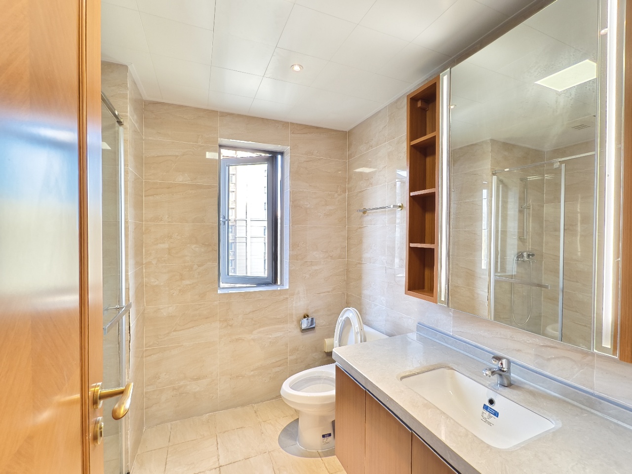 恒大华府 3室2厅2卫 69.8万 恒大华府 3室2厅2卫 69.8万室内图