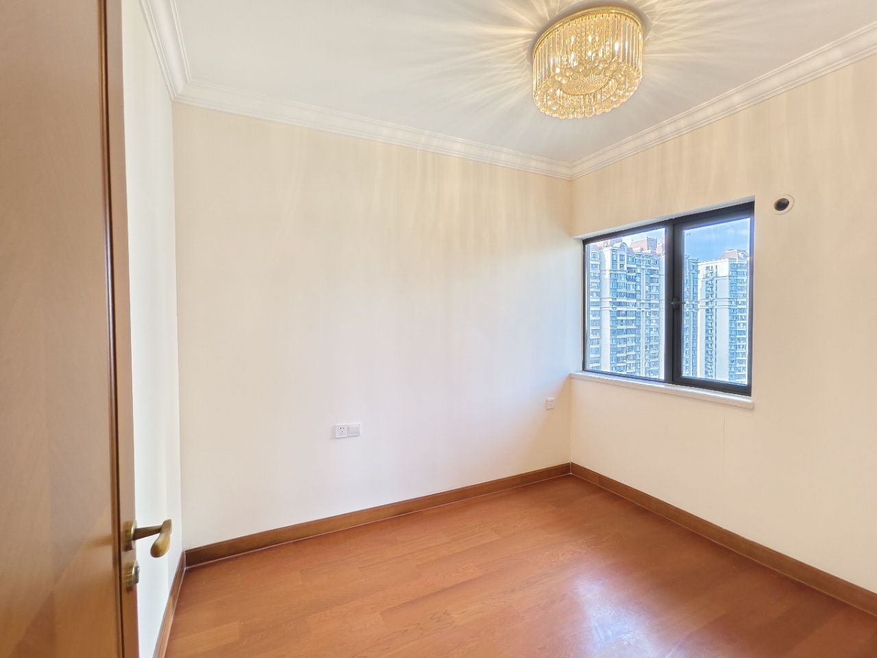 恒大华府 3室2厅2卫 69.8万 恒大华府 3室2厅2卫 69.8万室内图