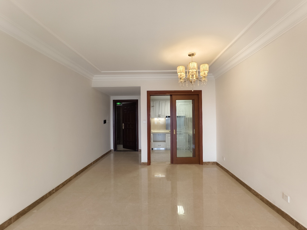 恒大华府 3室2厅2卫 69.8万 恒大华府 3室2厅2卫 69.8万室内图