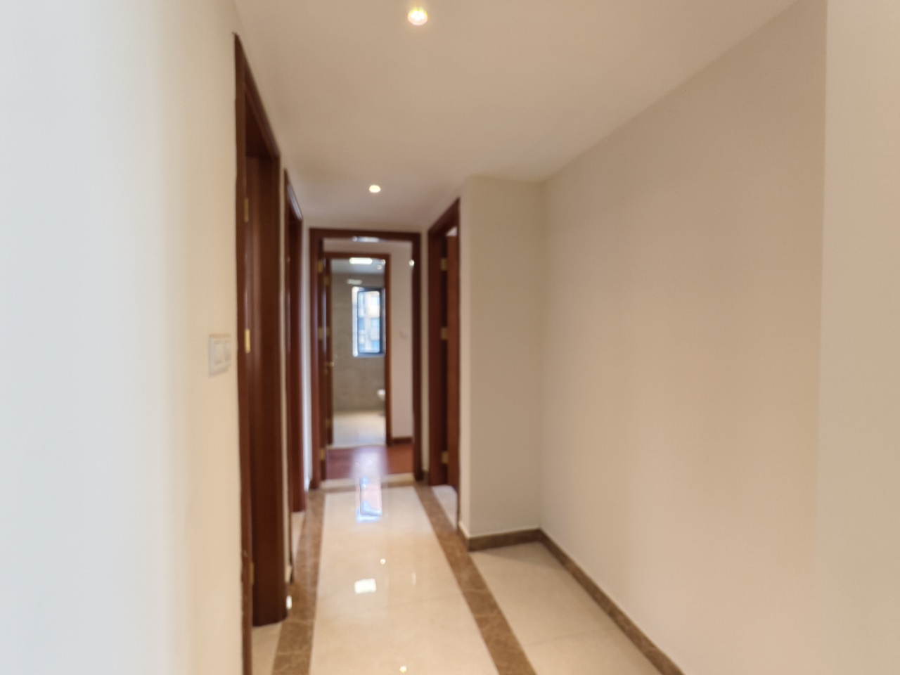 恒大华府 3室2厅2卫 69.8万 恒大华府 3室2厅2卫 69.8万室内图