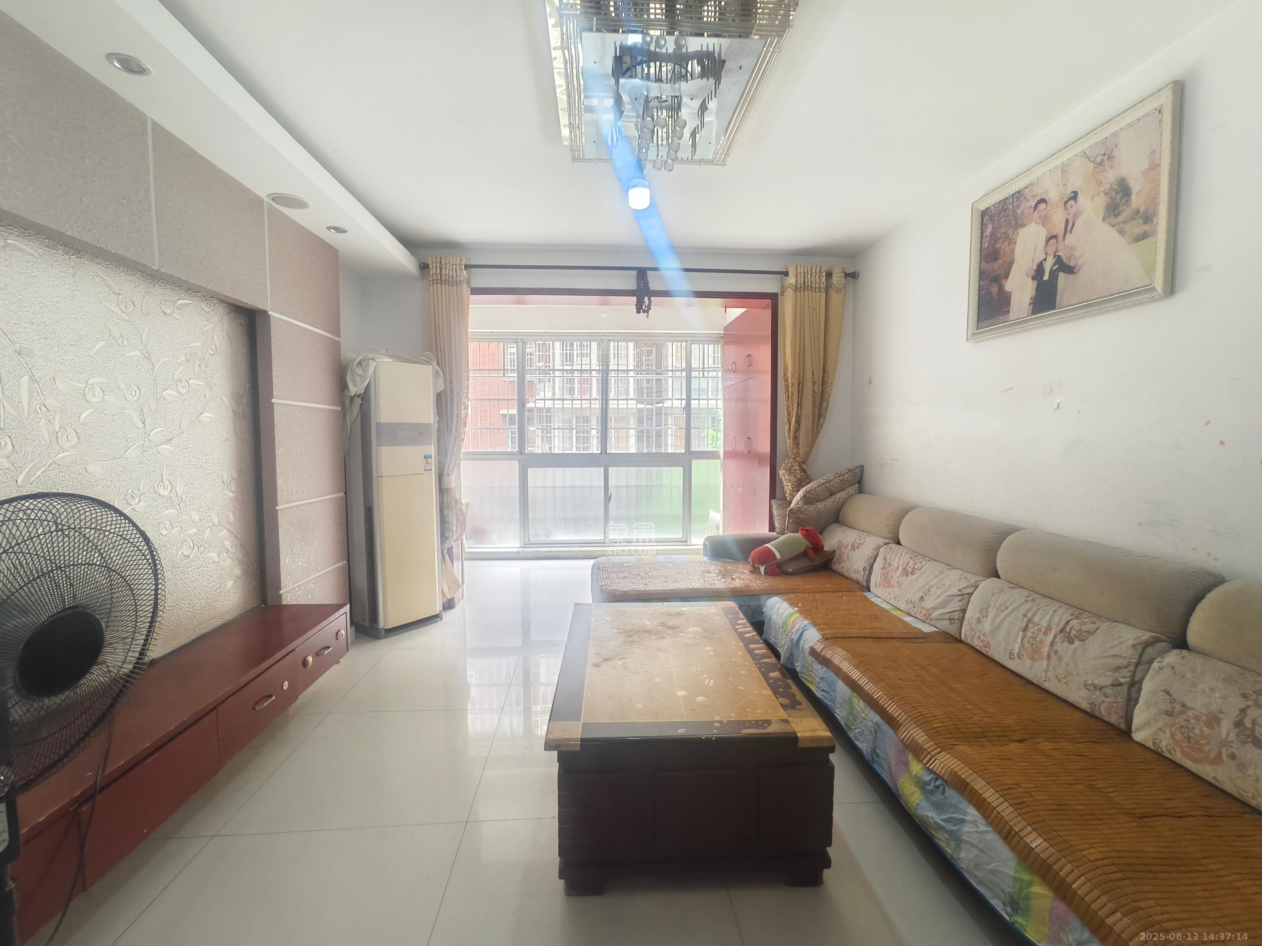 湘瑞家园 2室2厅1卫 1200.0元/月 湘瑞家园 2室2厅1卫 1200.0元/月室内图