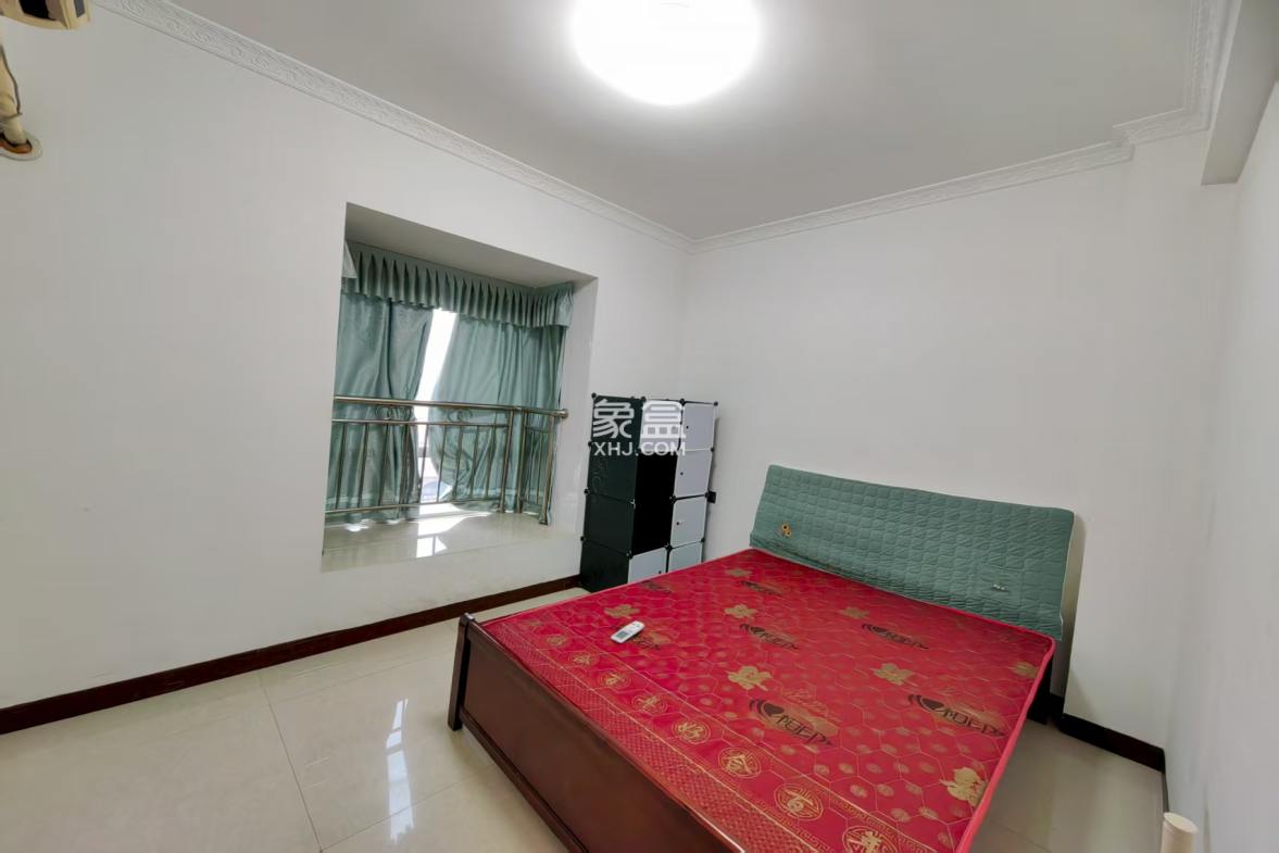 鸿泰国际 2室2厅1卫 1600.0元/月 鸿泰国际 2室2厅1卫 1600.0元/月室内图