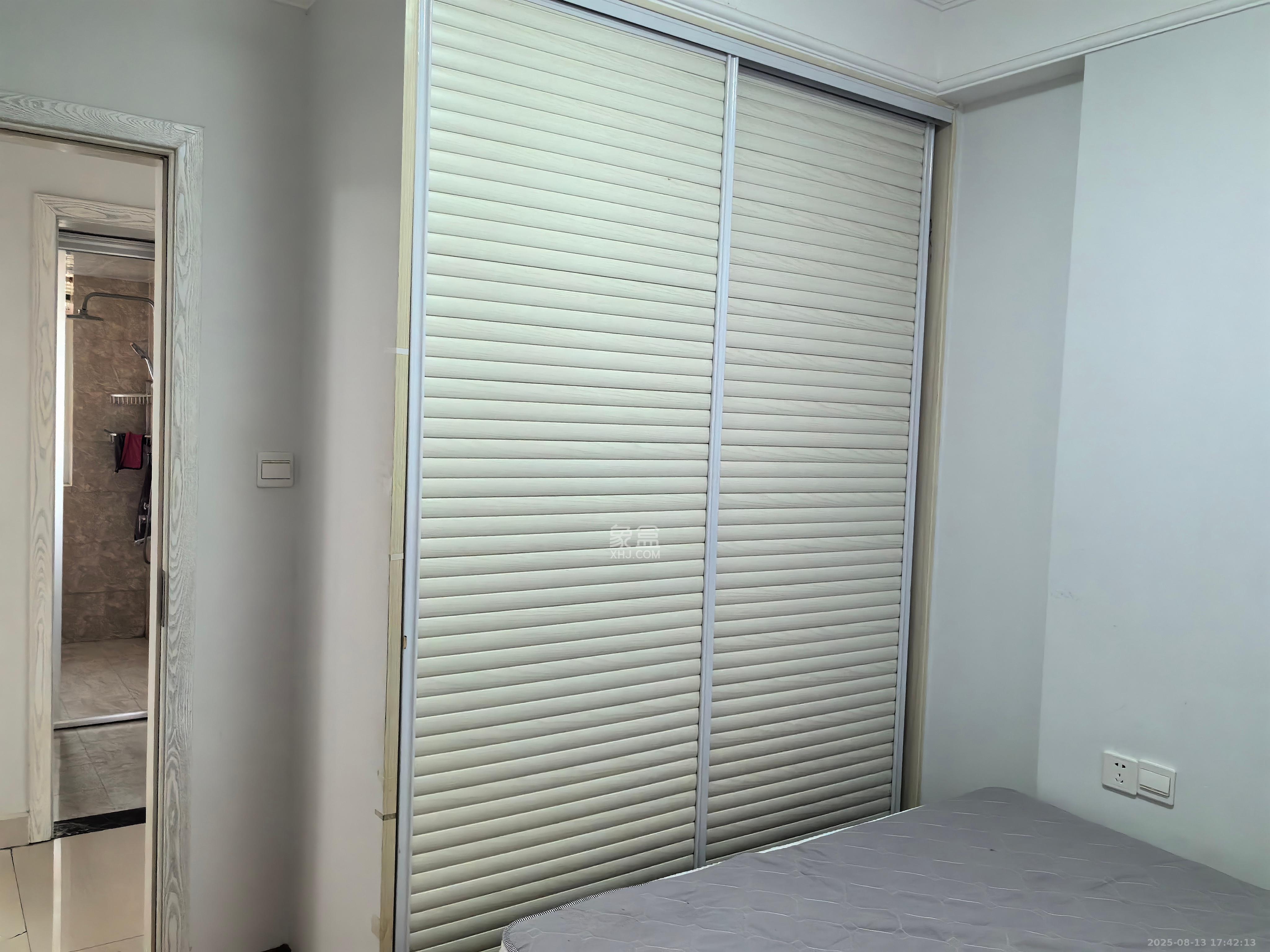 凯富南方鑫城  3室2厅2卫    2700.0元/月室内图