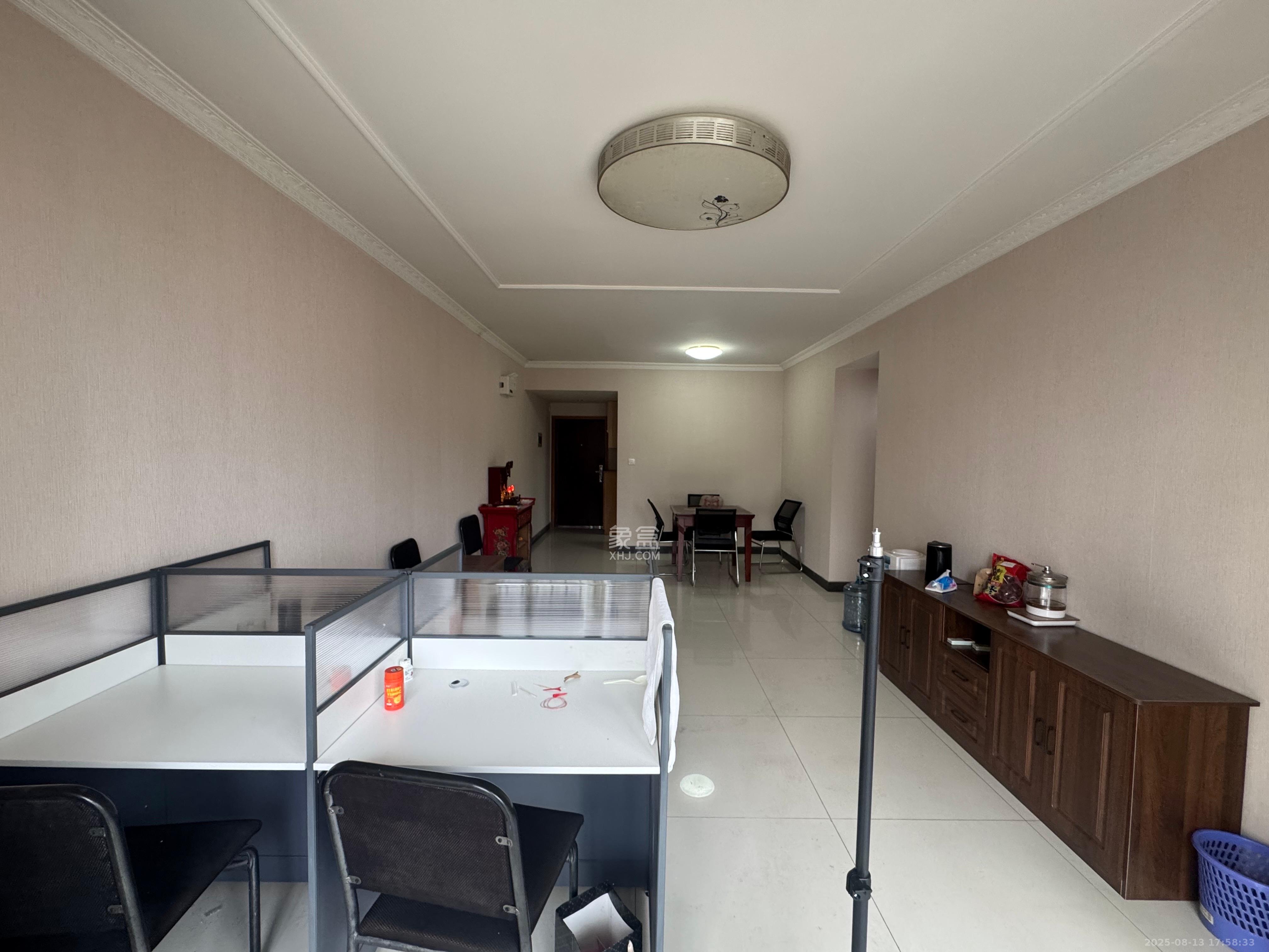 新芙蓉之都  2室2厅1卫    2600.0元/月室内图