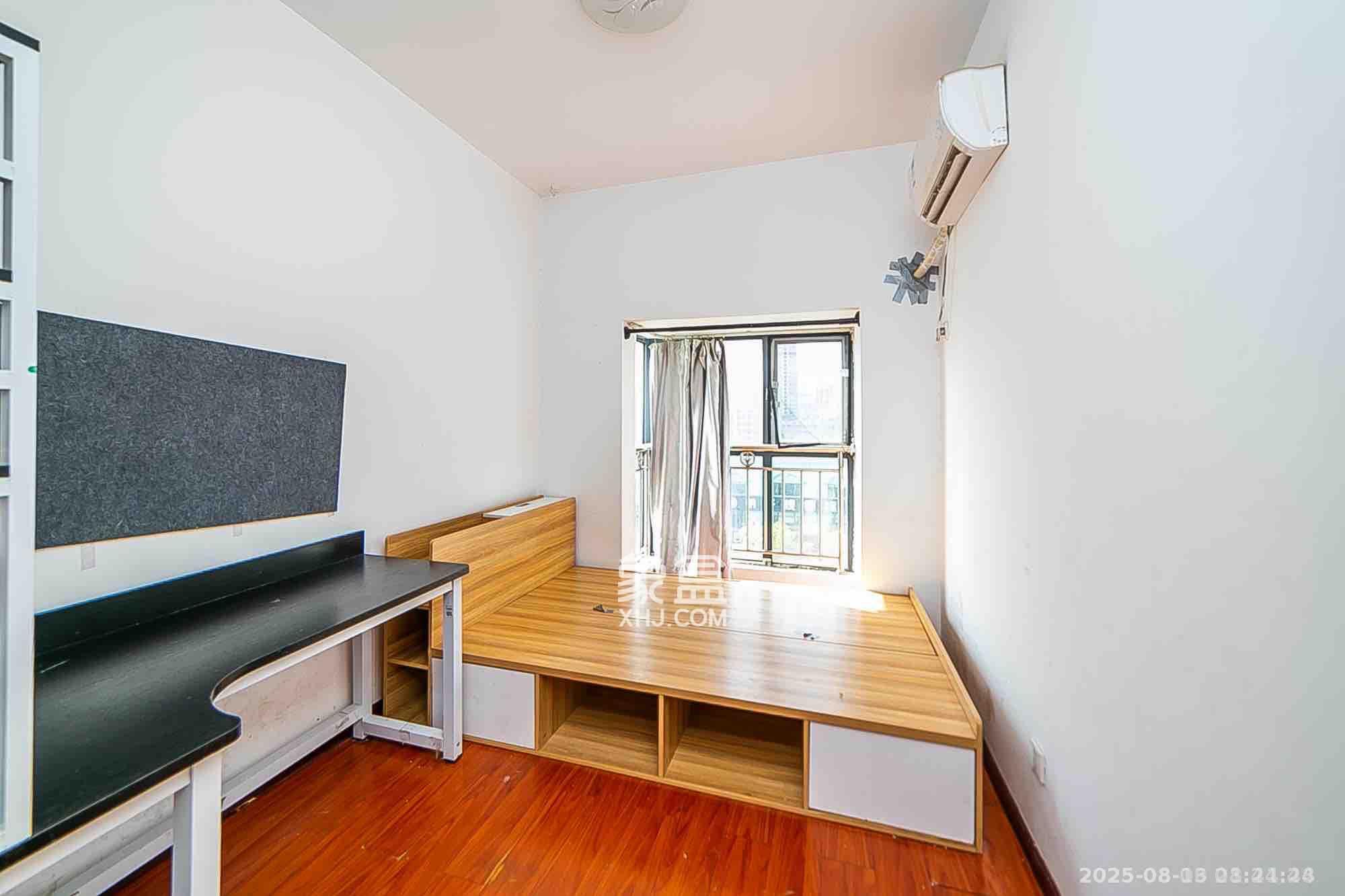 长盛岚庭 3室2厅1卫 1800.0元/月 长盛岚庭 3室2厅1卫 1800.0元/月室内图