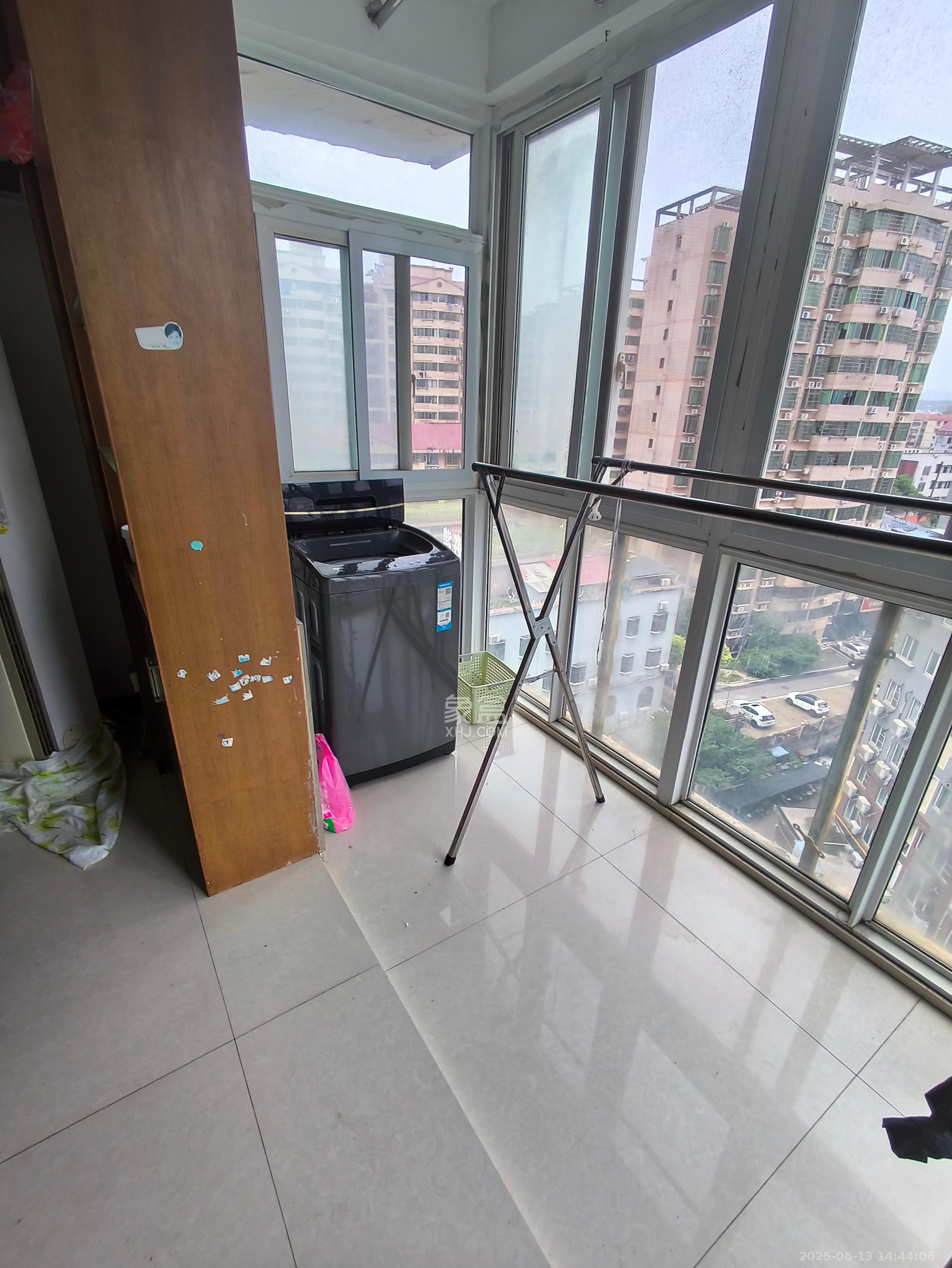 未来城科学家园 2室1厅1卫 2100.0元/月 未来城科学家园 2室1厅1卫 2100.0元/月室内图