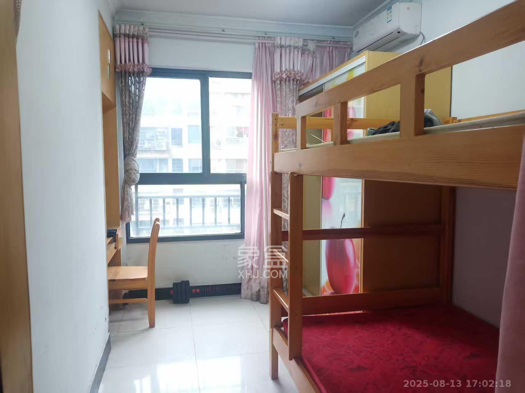 保利麓谷林语A区 3室2厅1卫 2000.0元/月 保利麓谷林语A区 3室2厅1卫 2000.0元/月室内图