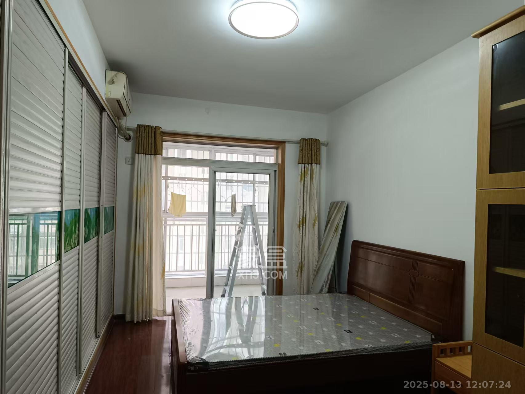 木莲花苑  3室2厅2卫    2200.0元/月室内图