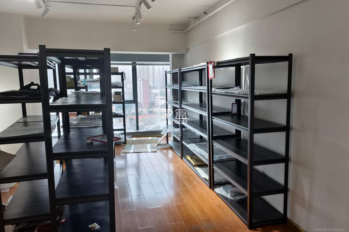 东怡外国(南湖一号)  1室1厅1卫    2200.0元/月 东怡外国(南湖一号)  1室1厅1卫    2200.0元/月室内图