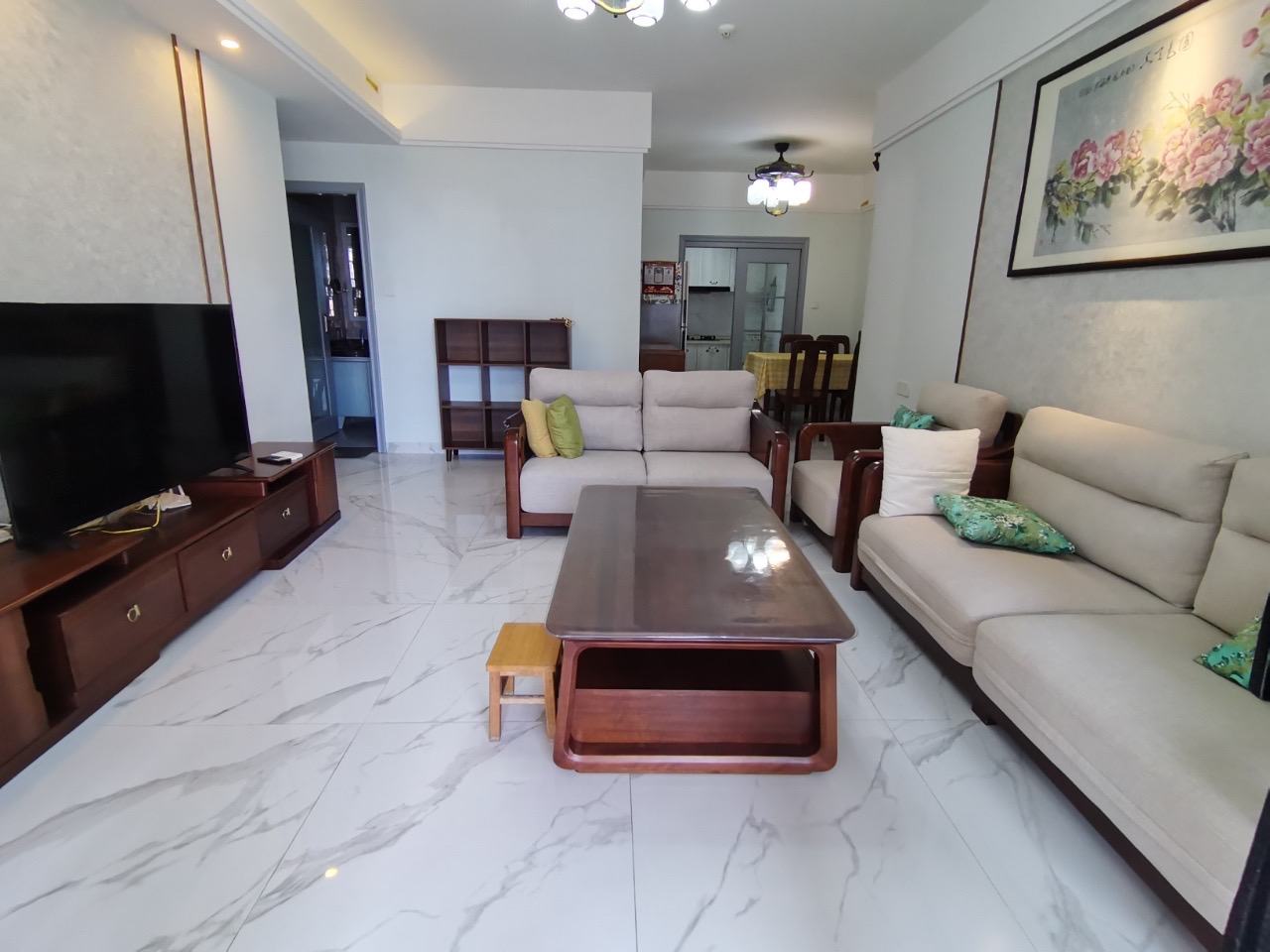 滨江世纪佳城(北区) 3室2厅2卫 3300.0元/月 滨江世纪佳城(北区) 3室2厅2卫 3300.0元/月室内图