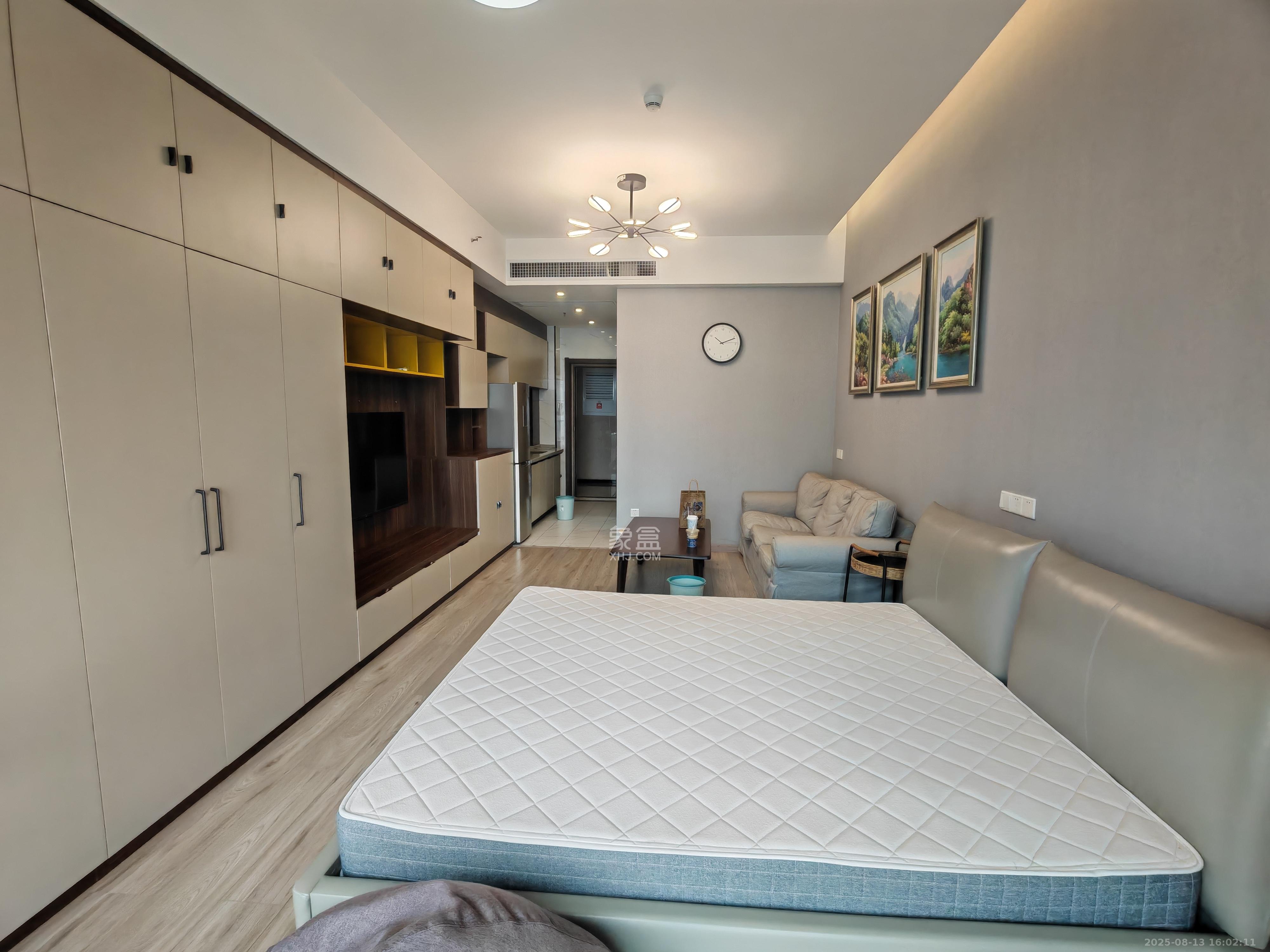 汇景发展环球中心  1室1厅1卫    3000.0元/月室内图