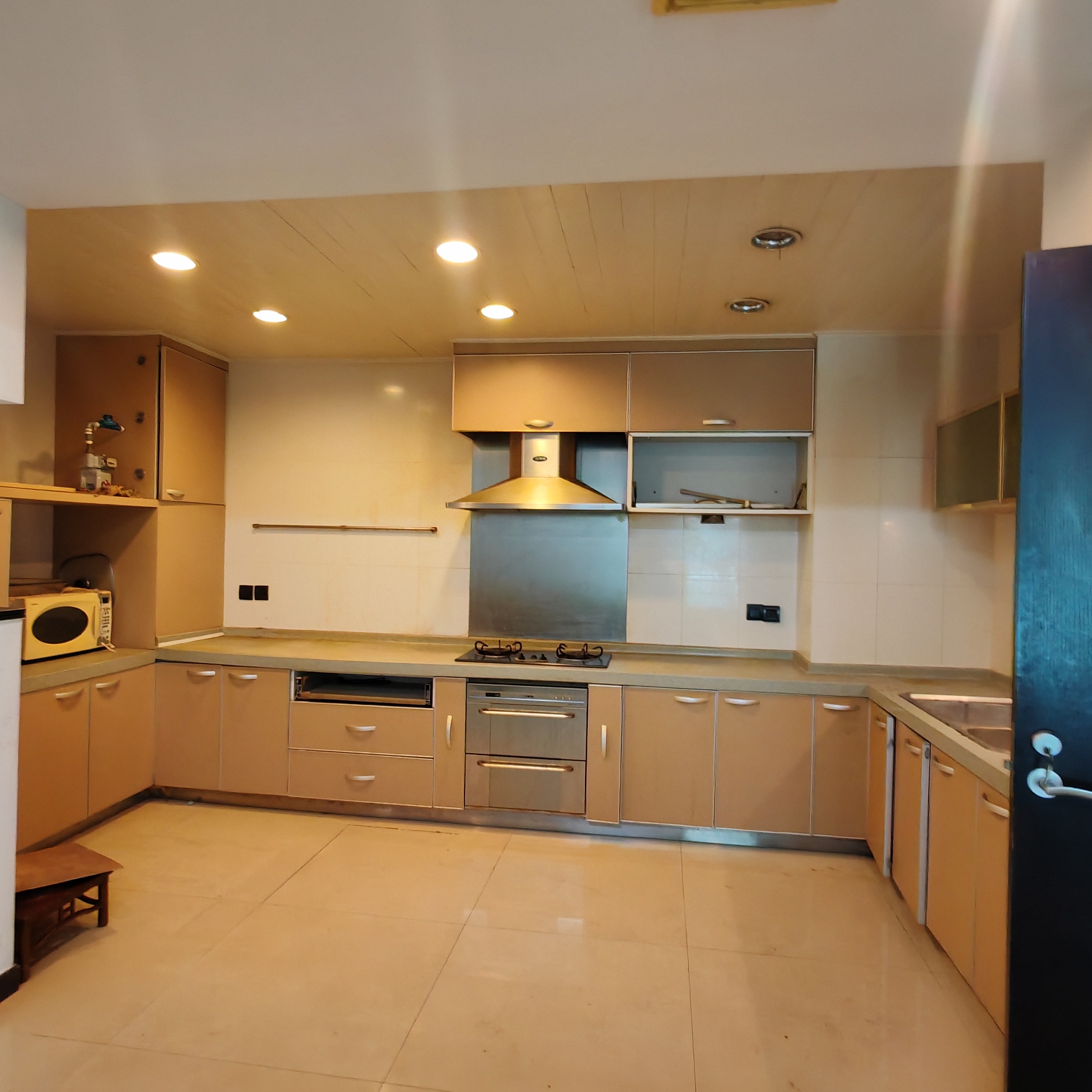 世贸雅苑 5室2厅3卫 5500.0元/月 世贸雅苑 5室2厅3卫 5500.0元/月室内图