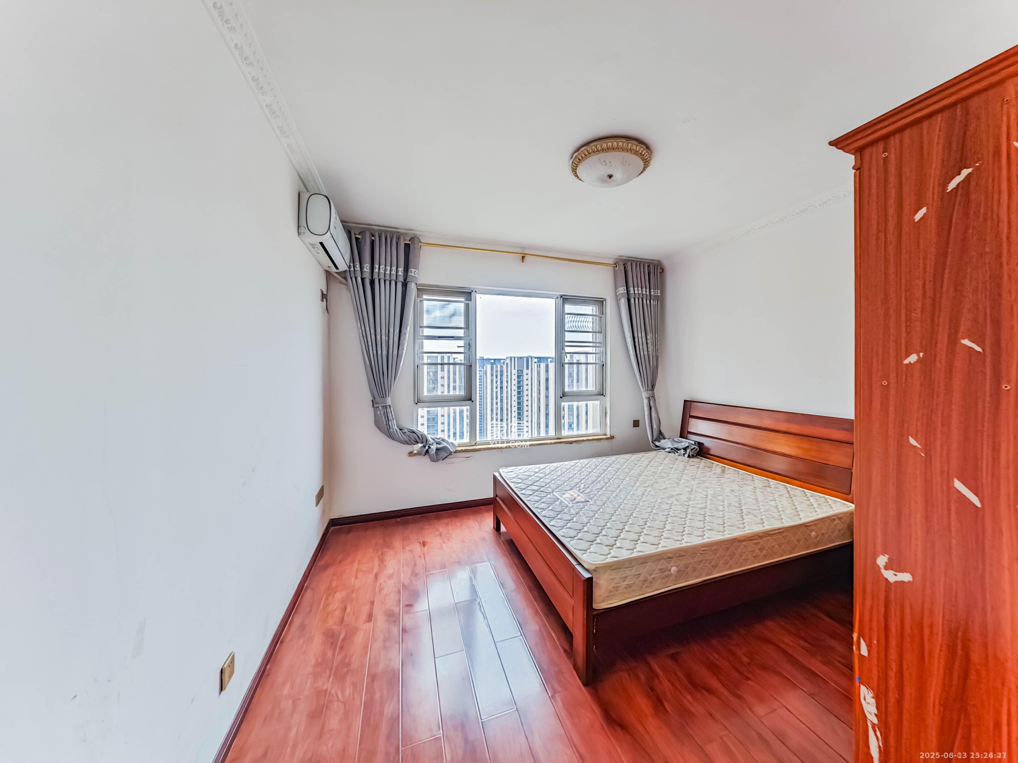 绿地之窗 5室2厅2卫 3000.0元/月 绿地之窗 5室2厅2卫 3000.0元/月室内图