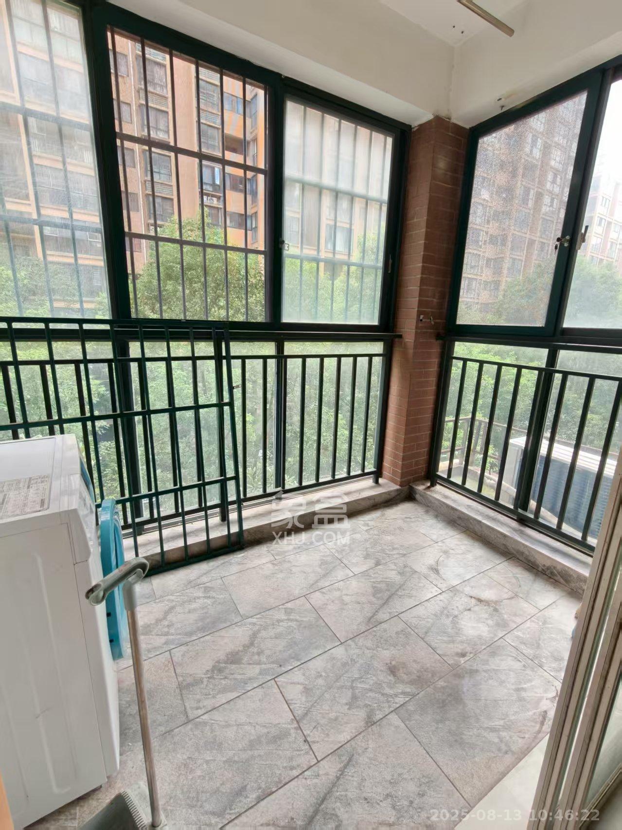 天城尚品  4室2厅2卫    2650.0元/月室内图