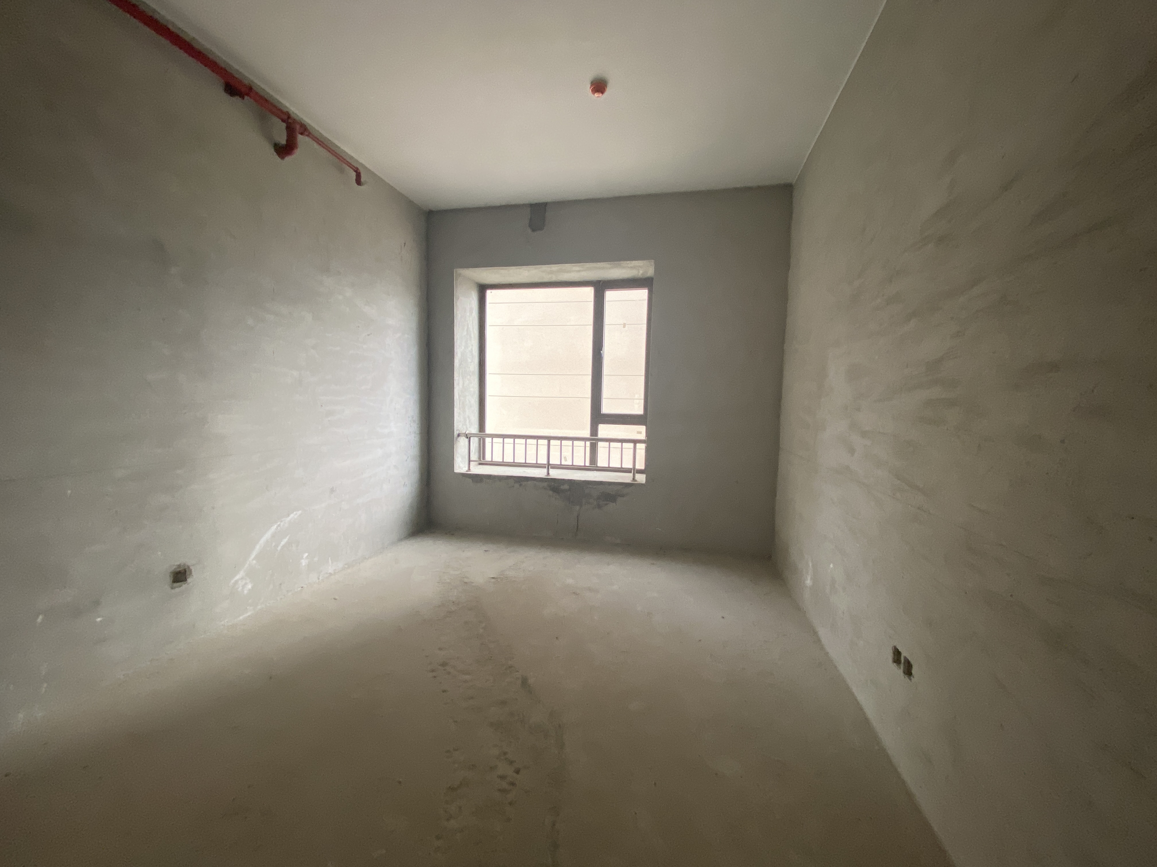 海航豪庭南苑 4室2厅3卫 490.0万 海航豪庭南苑 4室2厅3卫 490.0万客厅