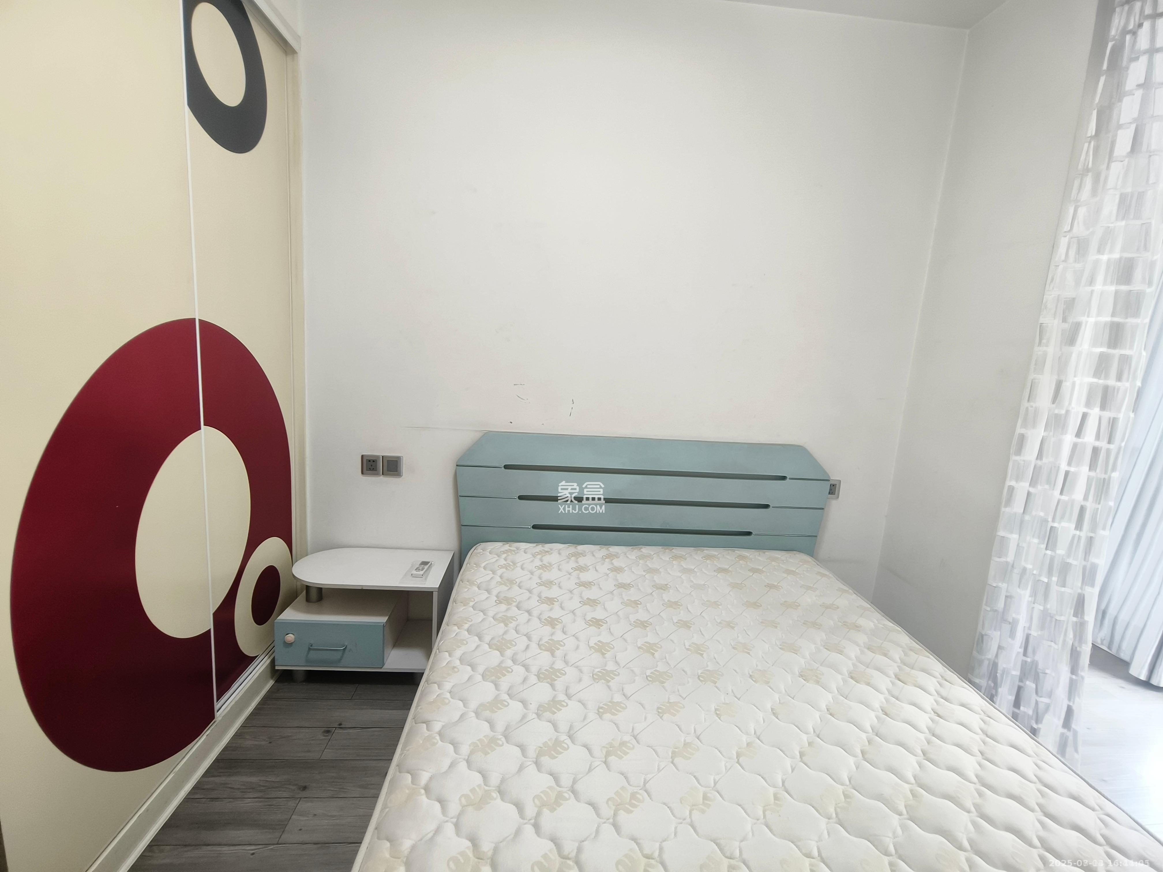 万科金色家园  1室0厅0卫    1300.0元/月 万科金色家园  1室0厅0卫    1300.0元/月室内图