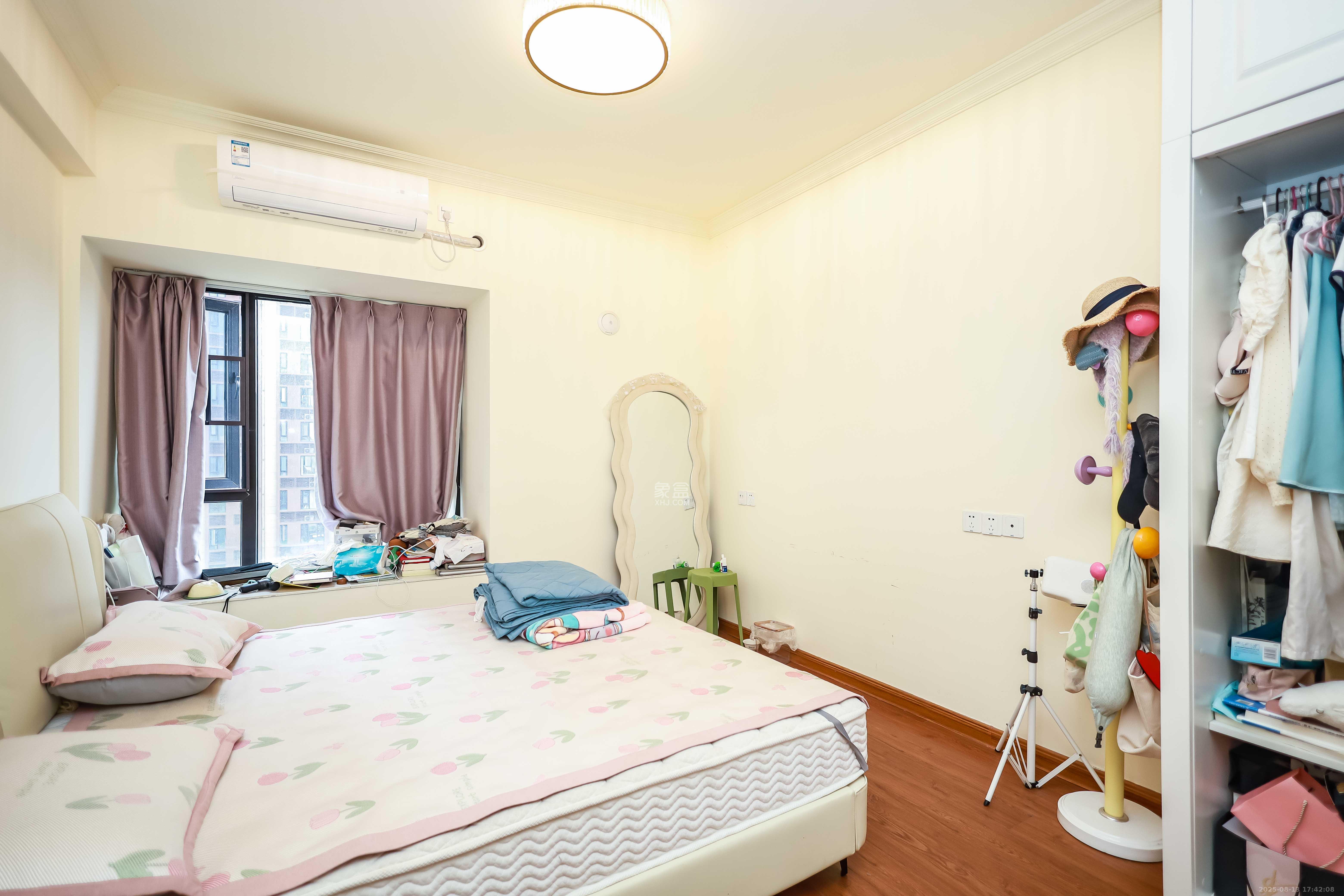 碧桂园荟隽棠  4室2厅2卫    120.0万卧室