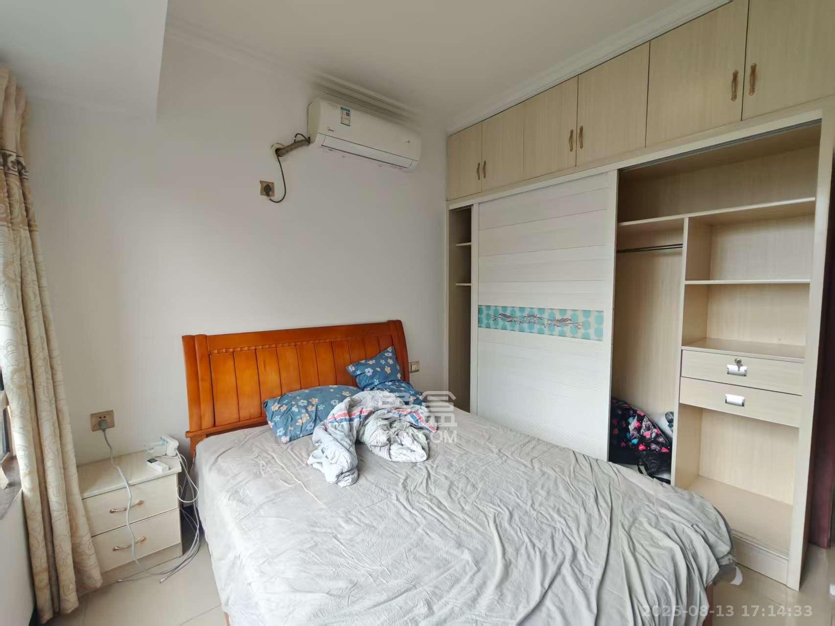 金房奥斯卡  1室1厅1卫    1400.0元/月 金房奥斯卡  1室1厅1卫    1400.0元/月室内图