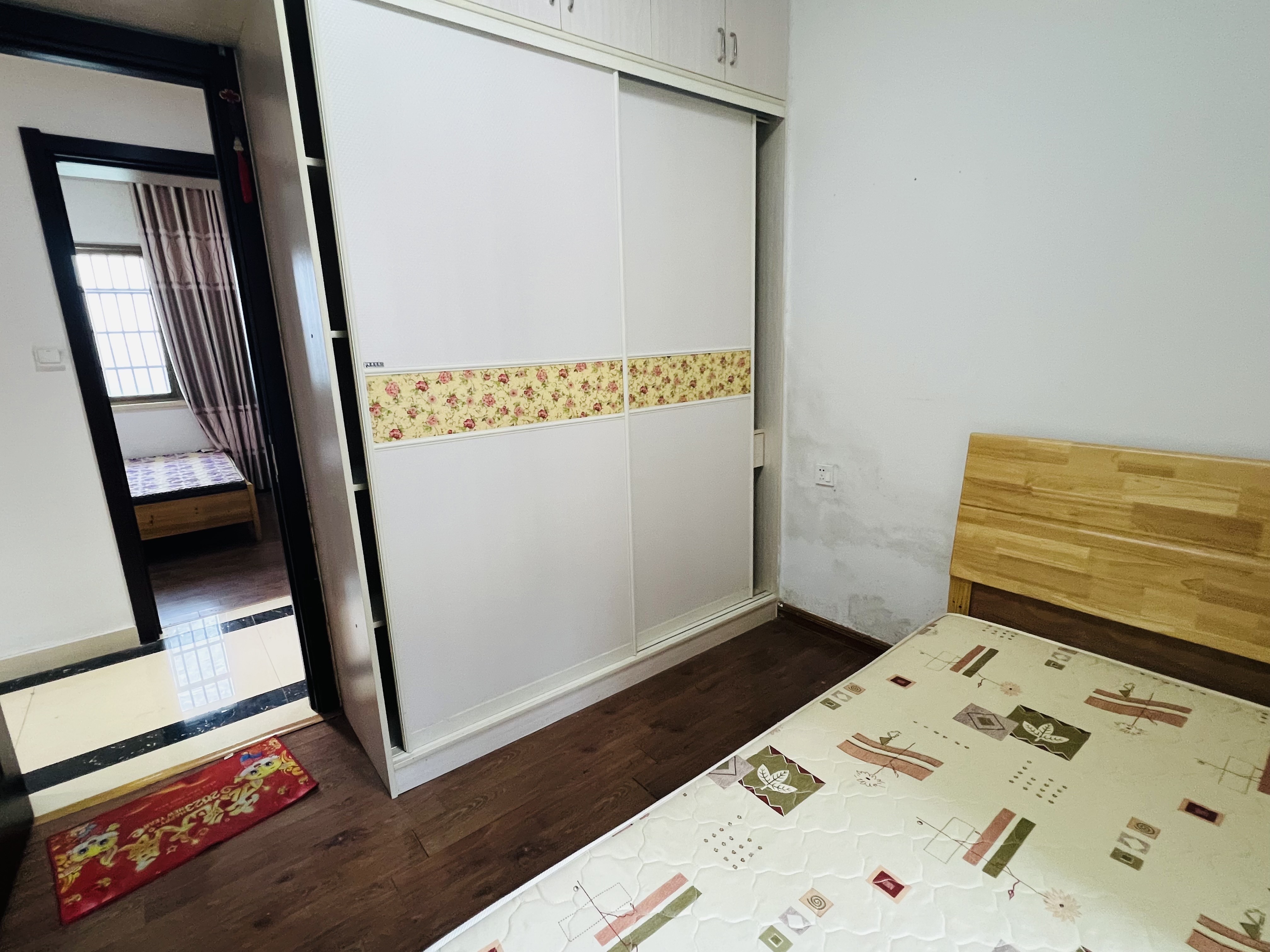 碧桂园 3室2厅2卫 2000.0元/月 碧桂园 3室2厅2卫 2000.0元/月室内图