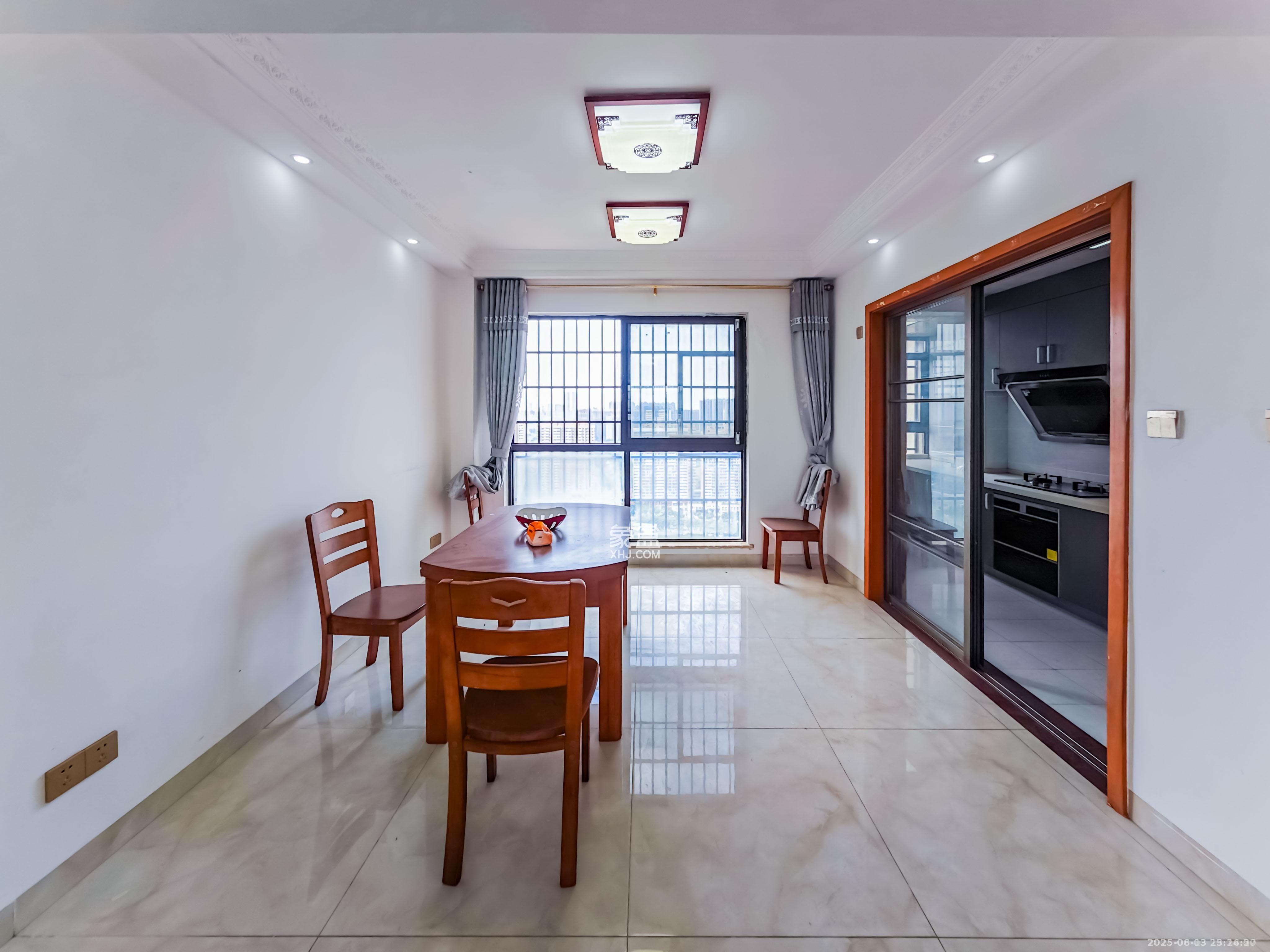 绿地之窗 5室2厅2卫 3000.0元/月 绿地之窗 5室2厅2卫 3000.0元/月室内图