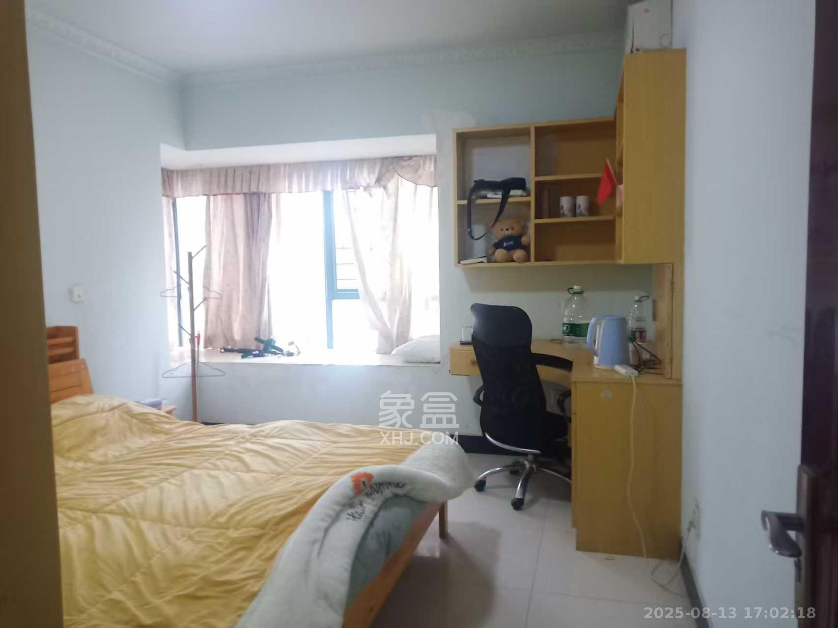 保利麓谷林语A区 3室2厅1卫 2000.0元/月 保利麓谷林语A区 3室2厅1卫 2000.0元/月室内图