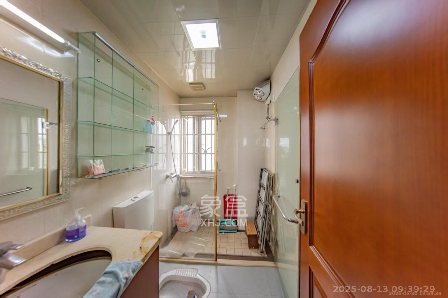 江山帝景雅典  3室2厅2卫    1900.0元/月 江山帝景雅典  3室2厅2卫    1900.0元/月室内图