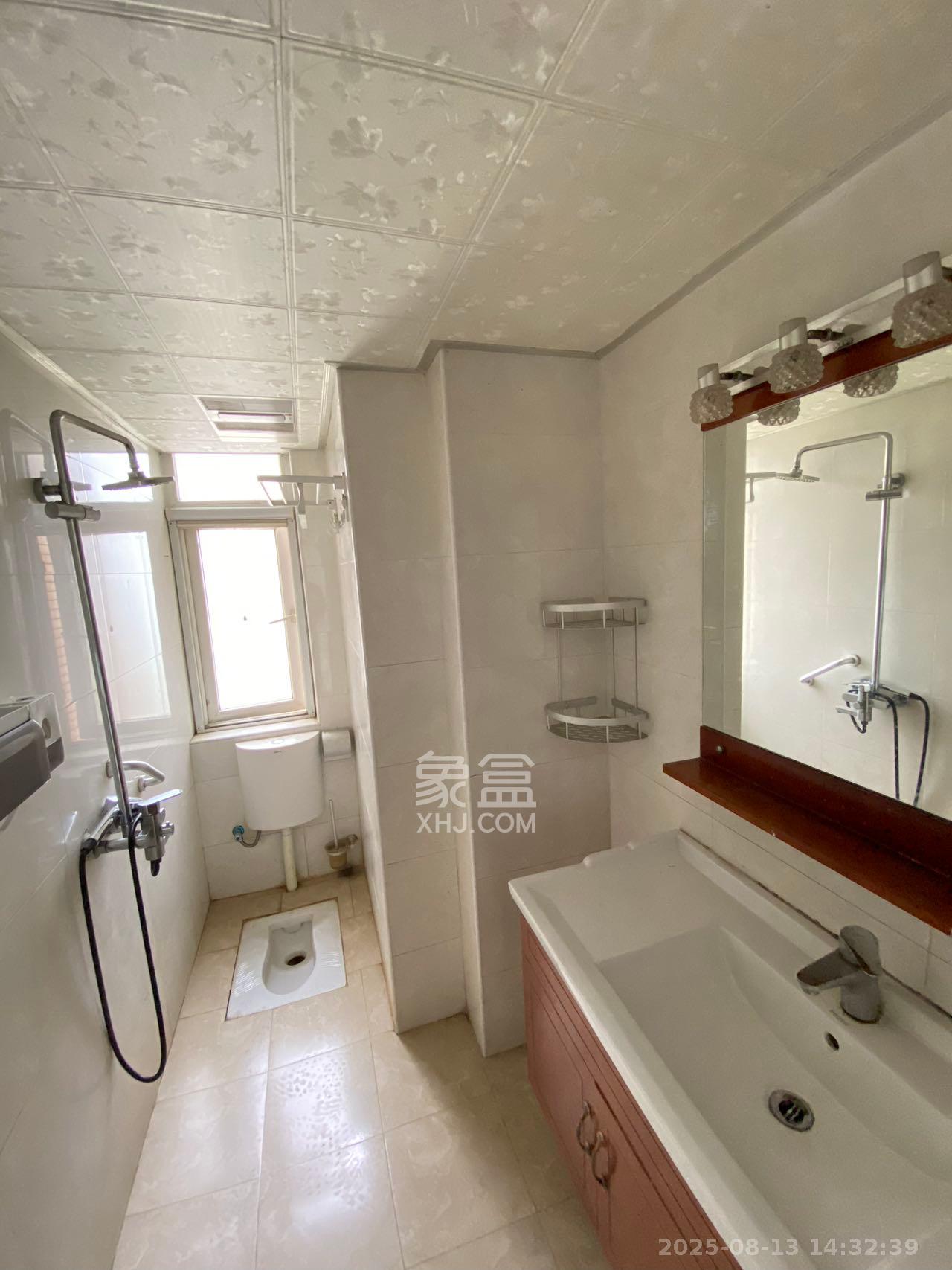 美利新世界 3室2厅2卫 2100.0元/月 美利新世界 3室2厅2卫 2100.0元/月室内图