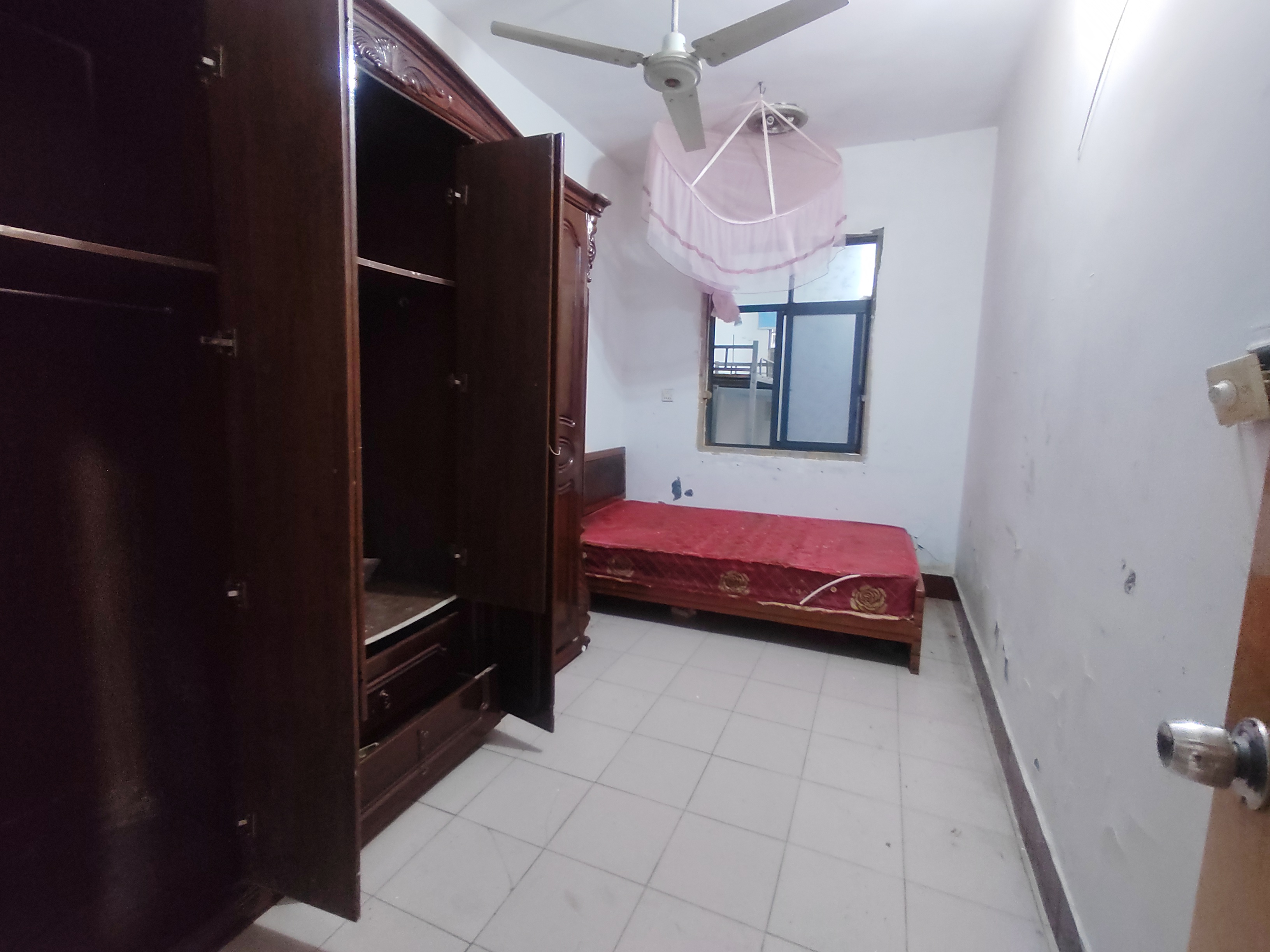 娄底第三完全小学家属楼 1室0厅0卫 1280.0元/月 娄底第三完全小学家属楼 1室0厅0卫 1280.0元/月室内图