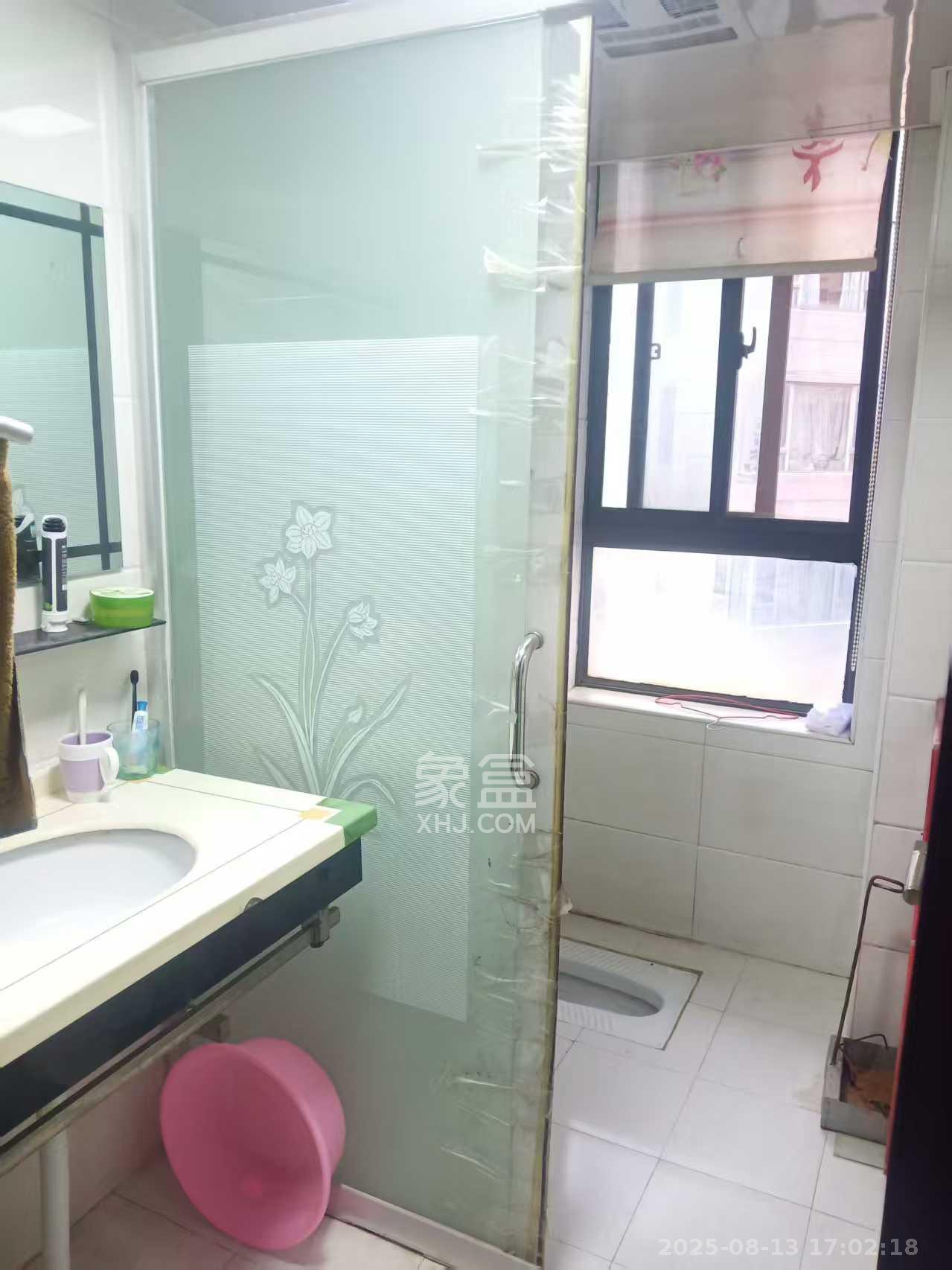 保利麓谷林语A区 3室2厅1卫 2000.0元/月 保利麓谷林语A区 3室2厅1卫 2000.0元/月室内图