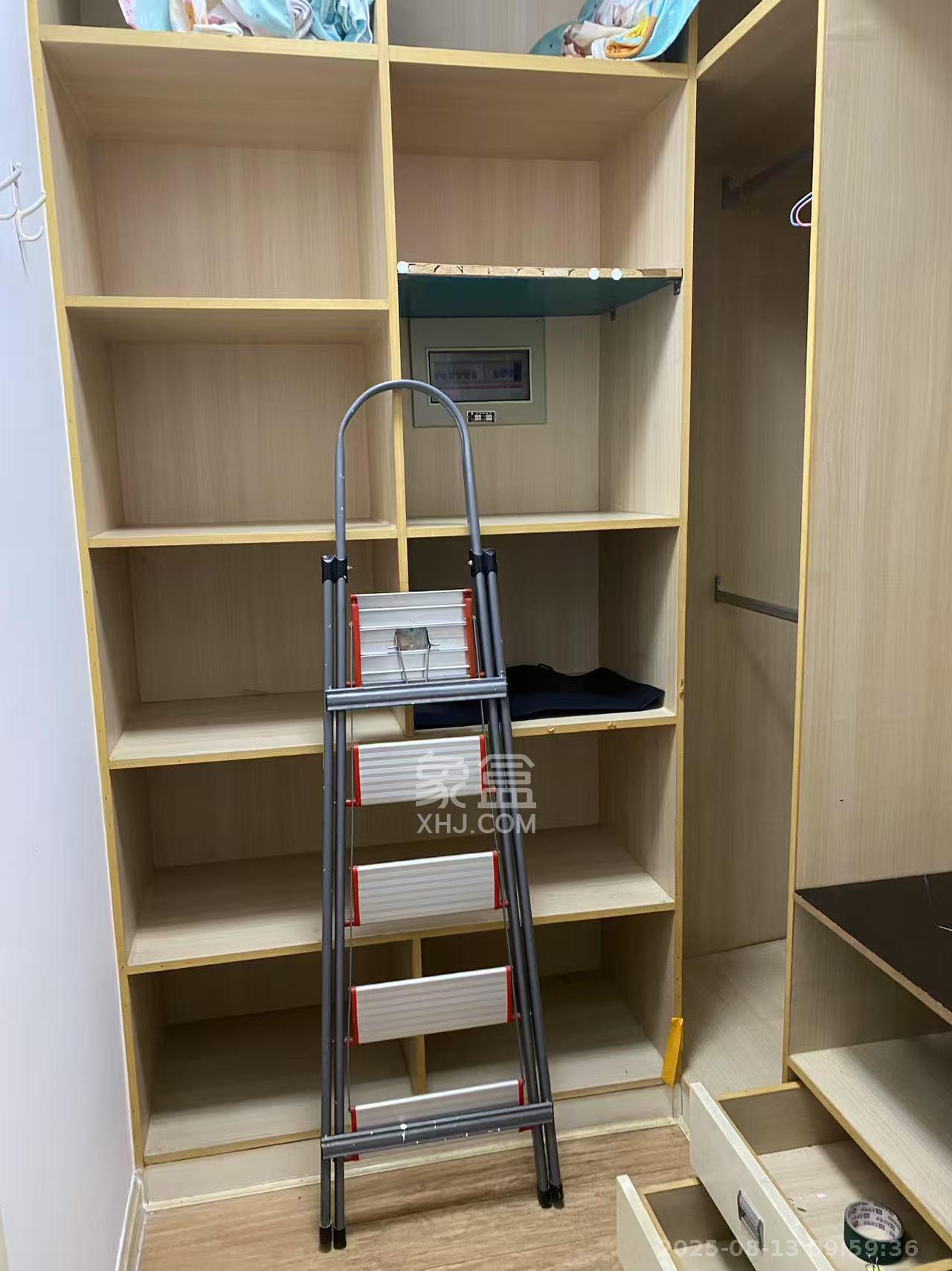 东玺门  2室1厅1卫   2400.00元/月室内图