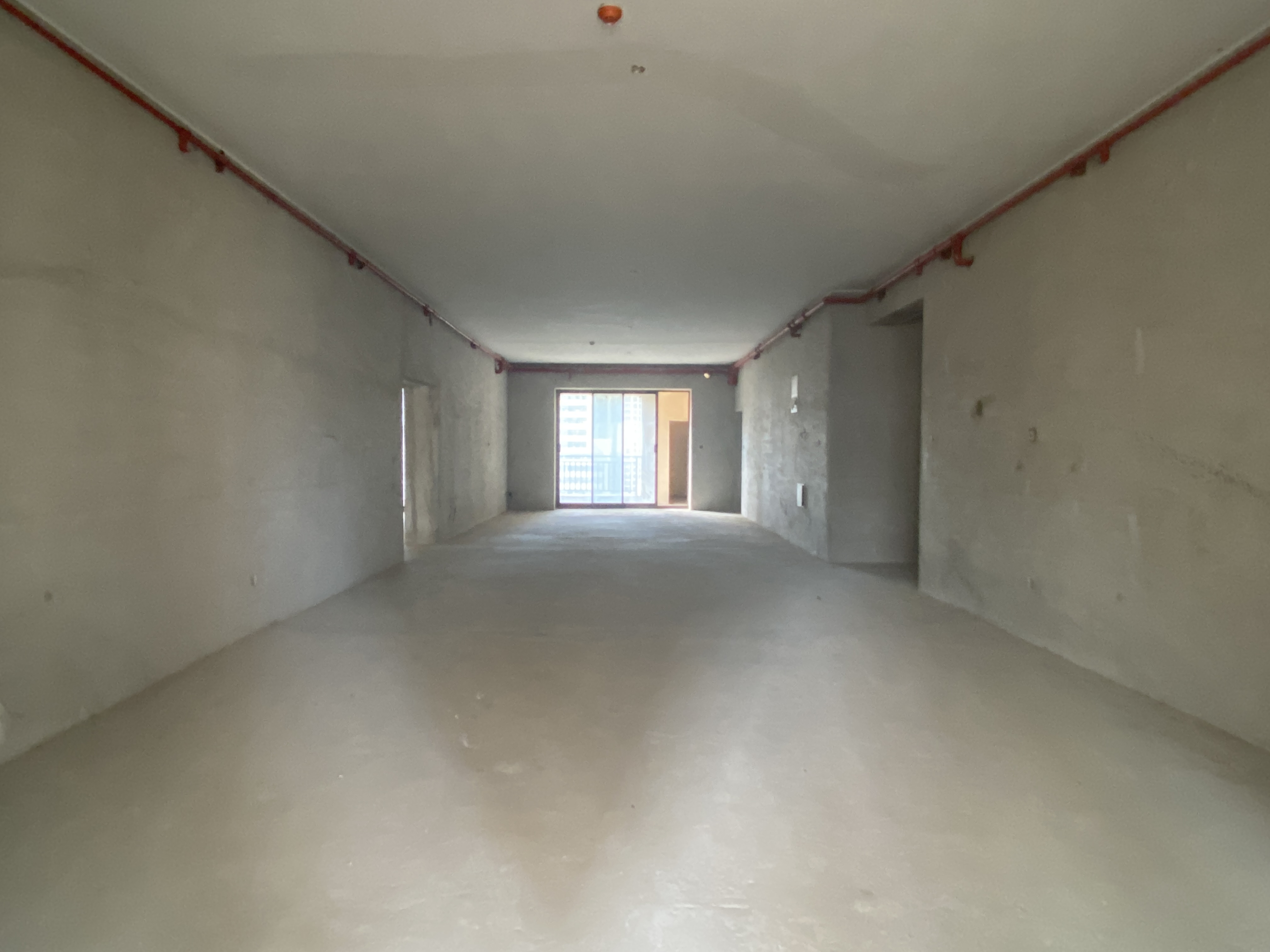 海航豪庭南苑 4室2厅3卫 490.0万 海航豪庭南苑 4室2厅3卫 490.0万客厅