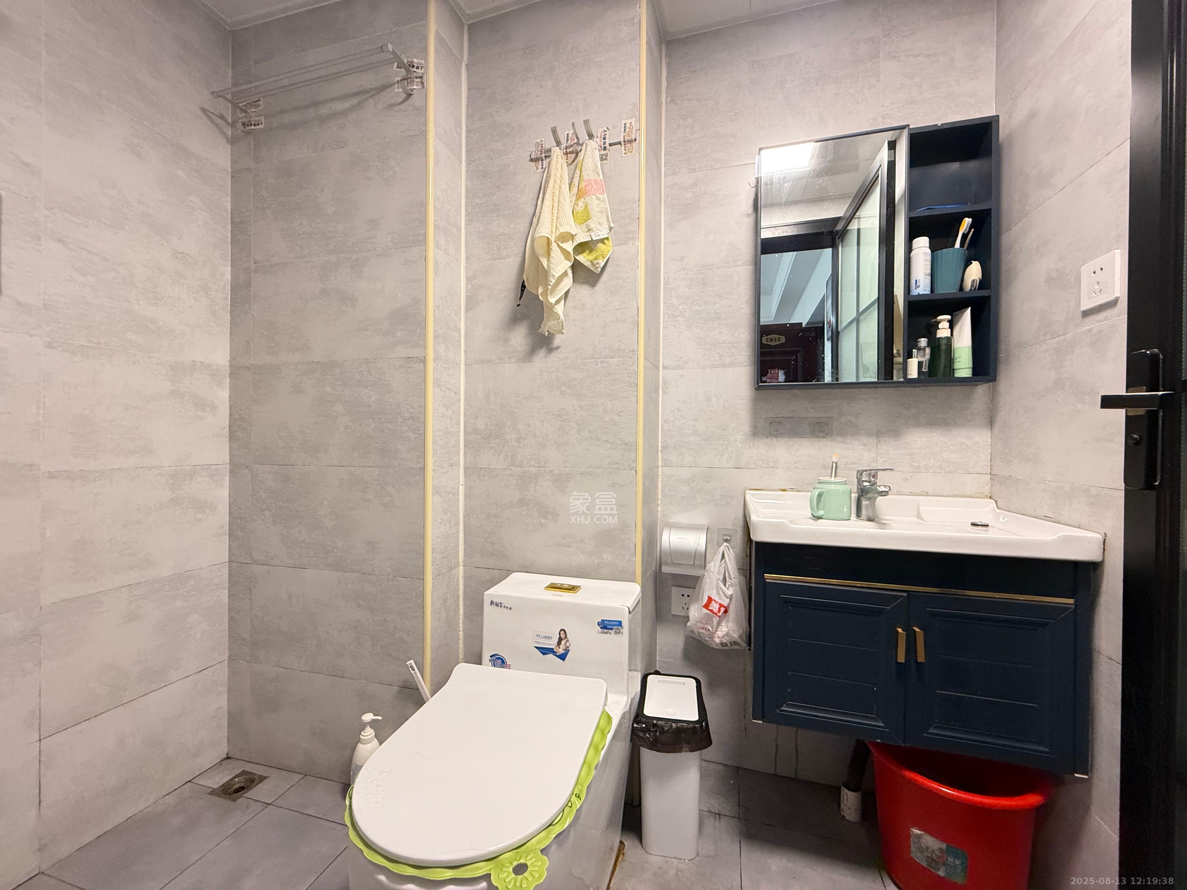 天健城 1室0厅1卫 2000.0元/月 天健城 1室0厅1卫 2000.0元/月室内图