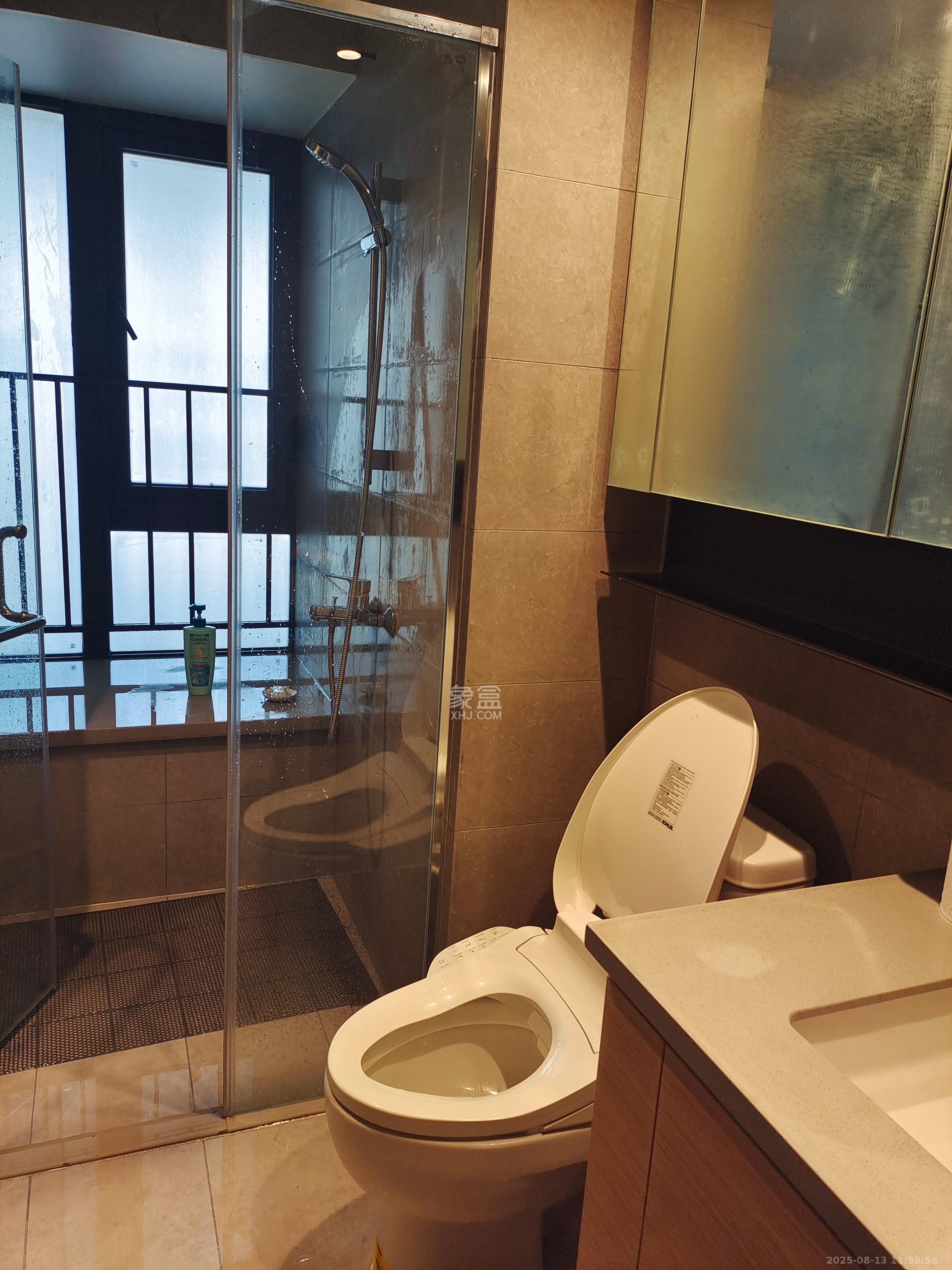 时代梅溪领峰 3室2厅2卫 3200.0元/月 时代梅溪领峰 3室2厅2卫 3200.0元/月室内图